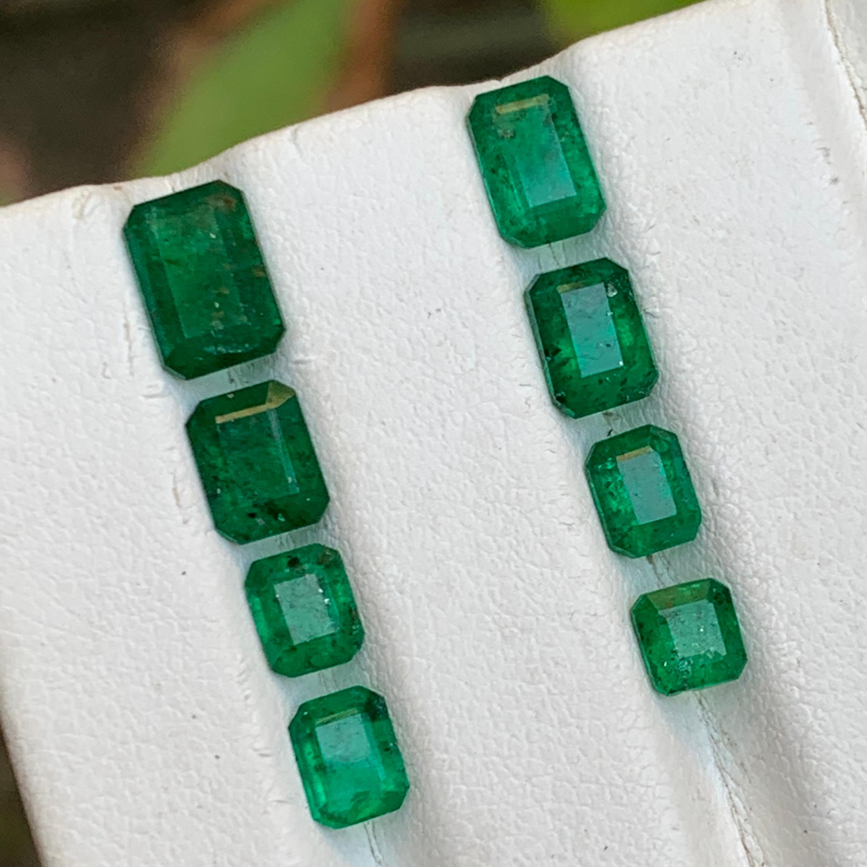 Esmeralda verde viva 6,87 ct Lote de piedras sueltas naturales tamaño joya de Swat en venta 9