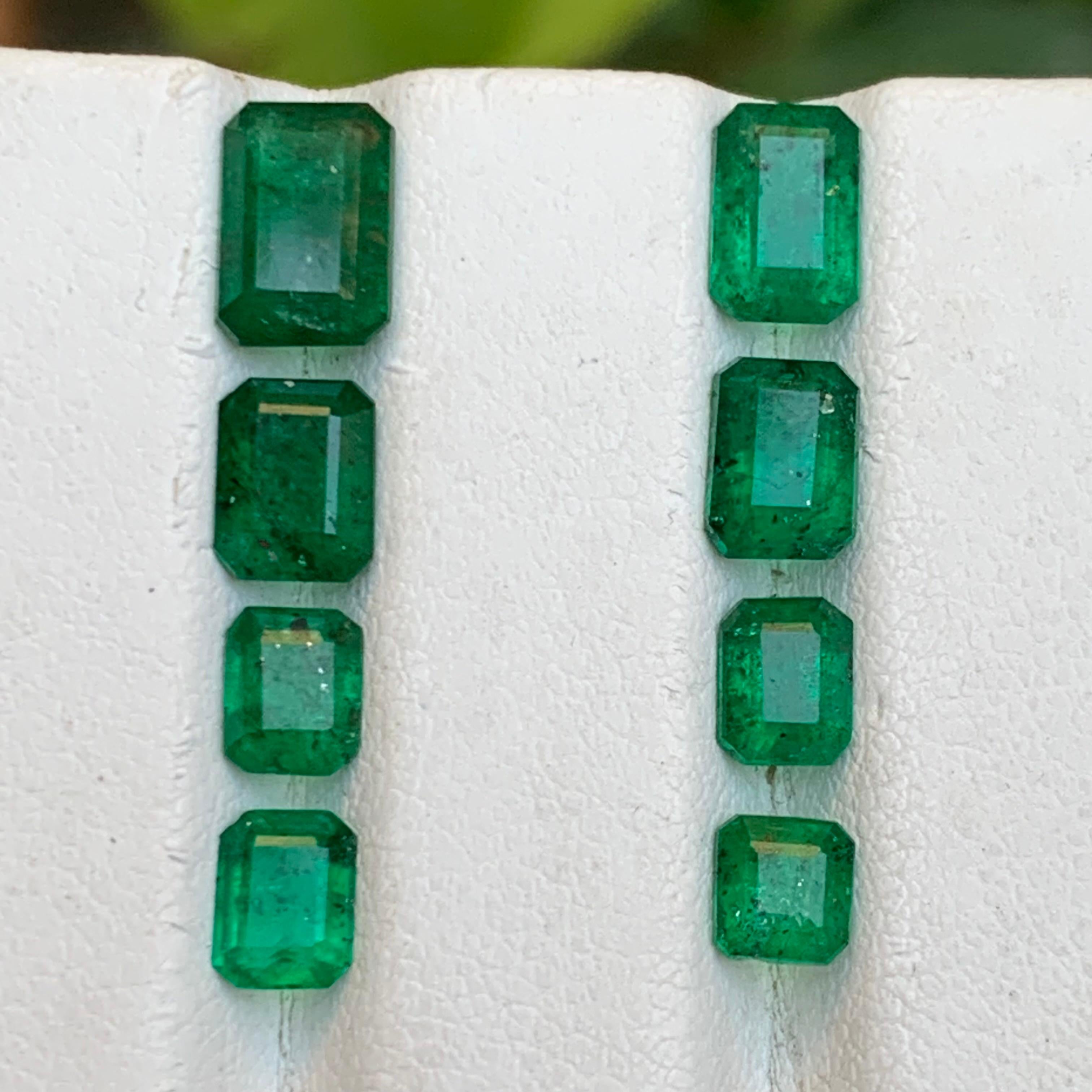 Esmeralda verde viva 6,87 ct Lote de piedras sueltas naturales tamaño joya de Swat en venta 3