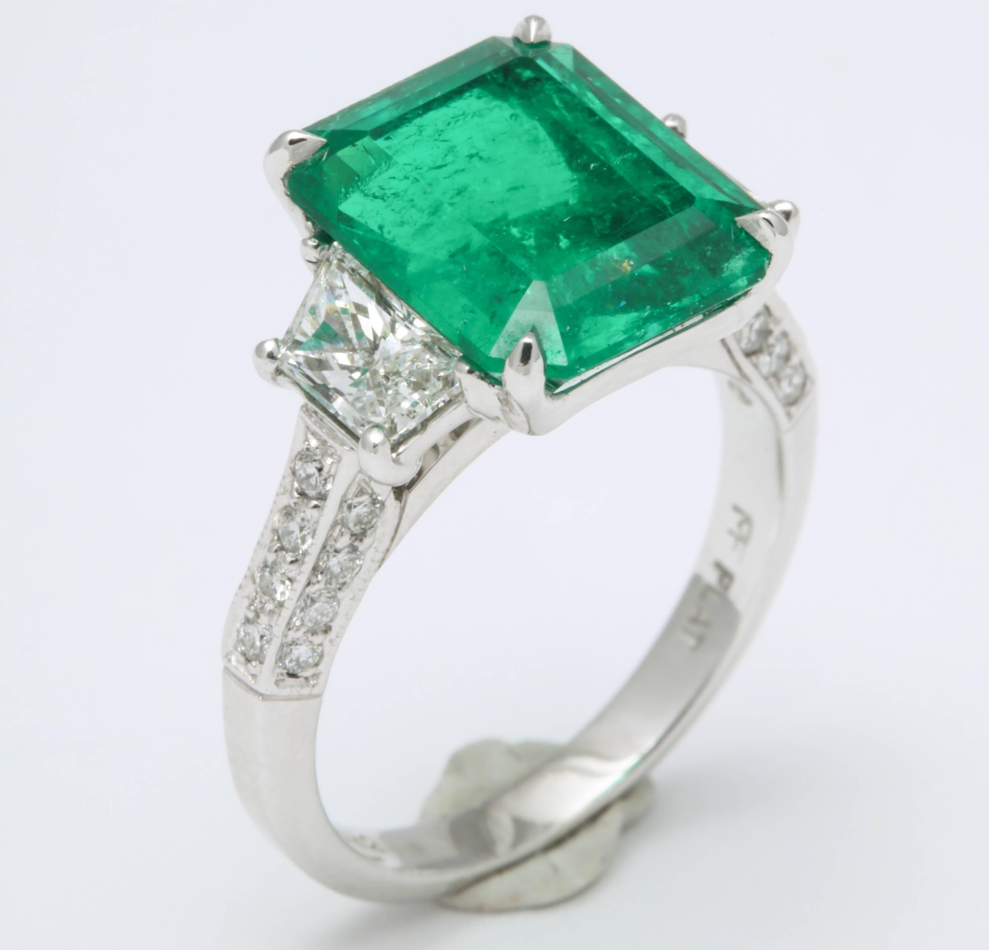 Vivid Green Muzo Colombian Emerald Ring 2