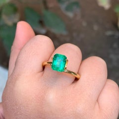 Vivid Green Natural Emerald Ring Loose Gemstone 1.70 Ct Emerald Cut for Jewelry
