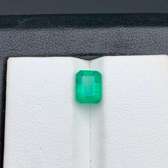 Vivid Green Natural Emerald Ring Loose Gemstone 1.70 Ct Emerald Cut for Jewelry