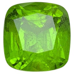 Vivid Green Natural Peridot 14.21 Karat Cushion Cut Lose Edelstein für Anhänger
