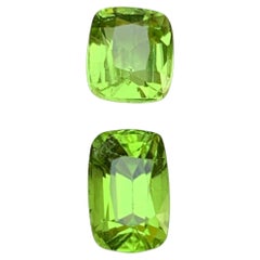 Vivid Green Natural Peridot 3.62 Carat Cushion Cut Loose Gemstone for Jewelry