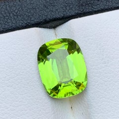 Vivid Green Natural Peridot 4.41 Carat Cushion Cut Loose Gemstone for Ring