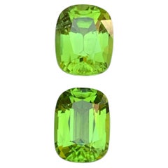 Vivid Green Natural Peridot 4.90 Carat Cushion Cut Loose Gemstones for Jewelry