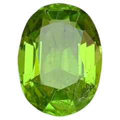 Vivid Green Natural Peridot 4.92 Carat Oval Cut Loose Gemstone for Ring —Jewelry