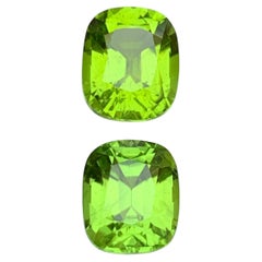 Vivid Green Natural Peridot 6.62 Carat Cushion Cut Loose Gemstones for Jewelry