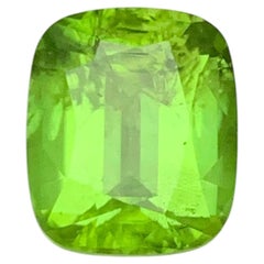 Vivid Green Natural Peridot Cushion Cut 5.79 Carat Loose Gemstone for Ring