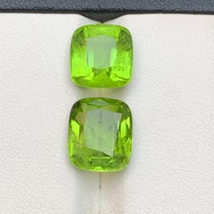 Vivid Green Natural Peridot Cushion Cut 9.74 Carats Loose Gemstones for Jewelry