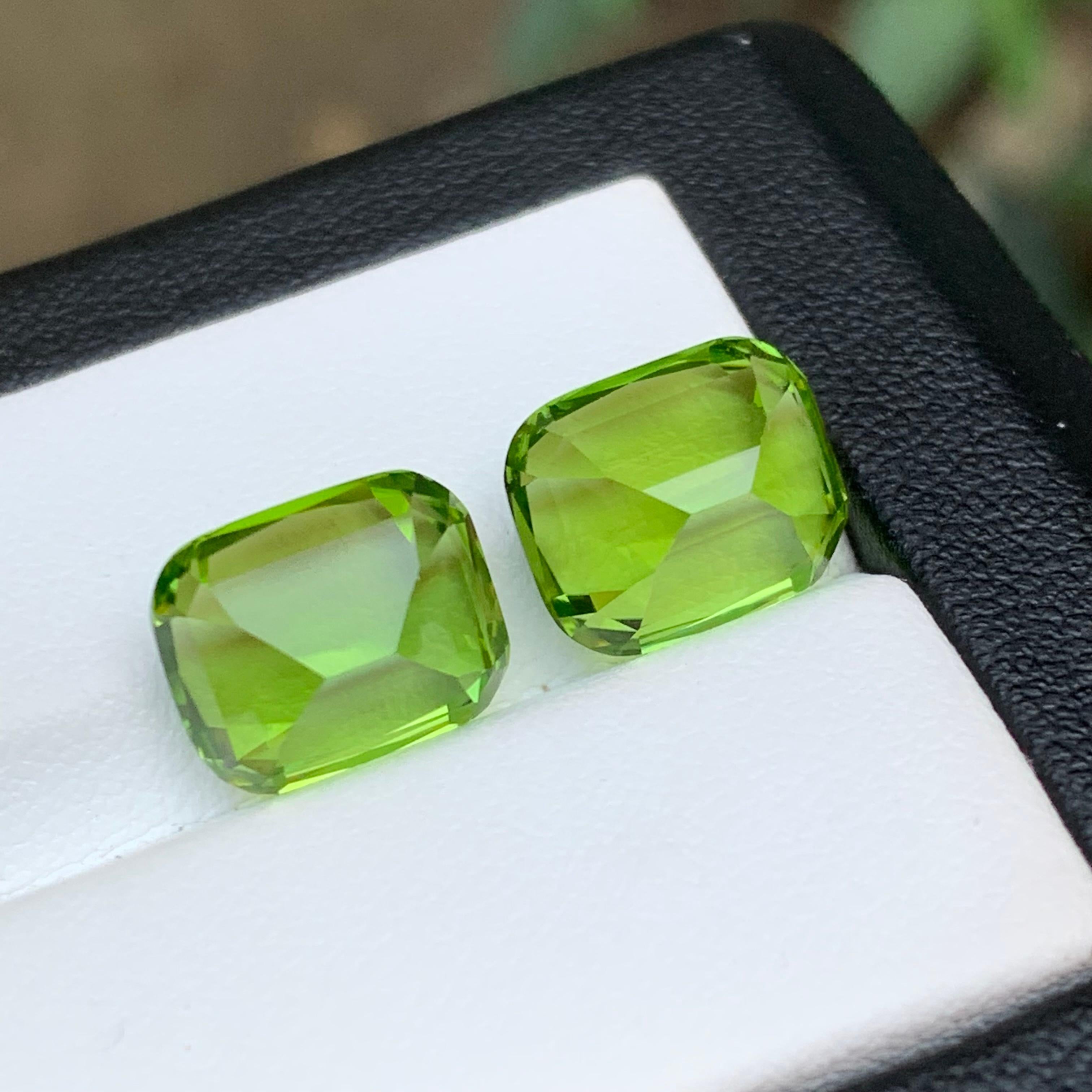 Femenino o masculino Pendientes de peridoto natural verde vivo Pareja de gemas sueltas Perfect Match 11,60 qt en venta