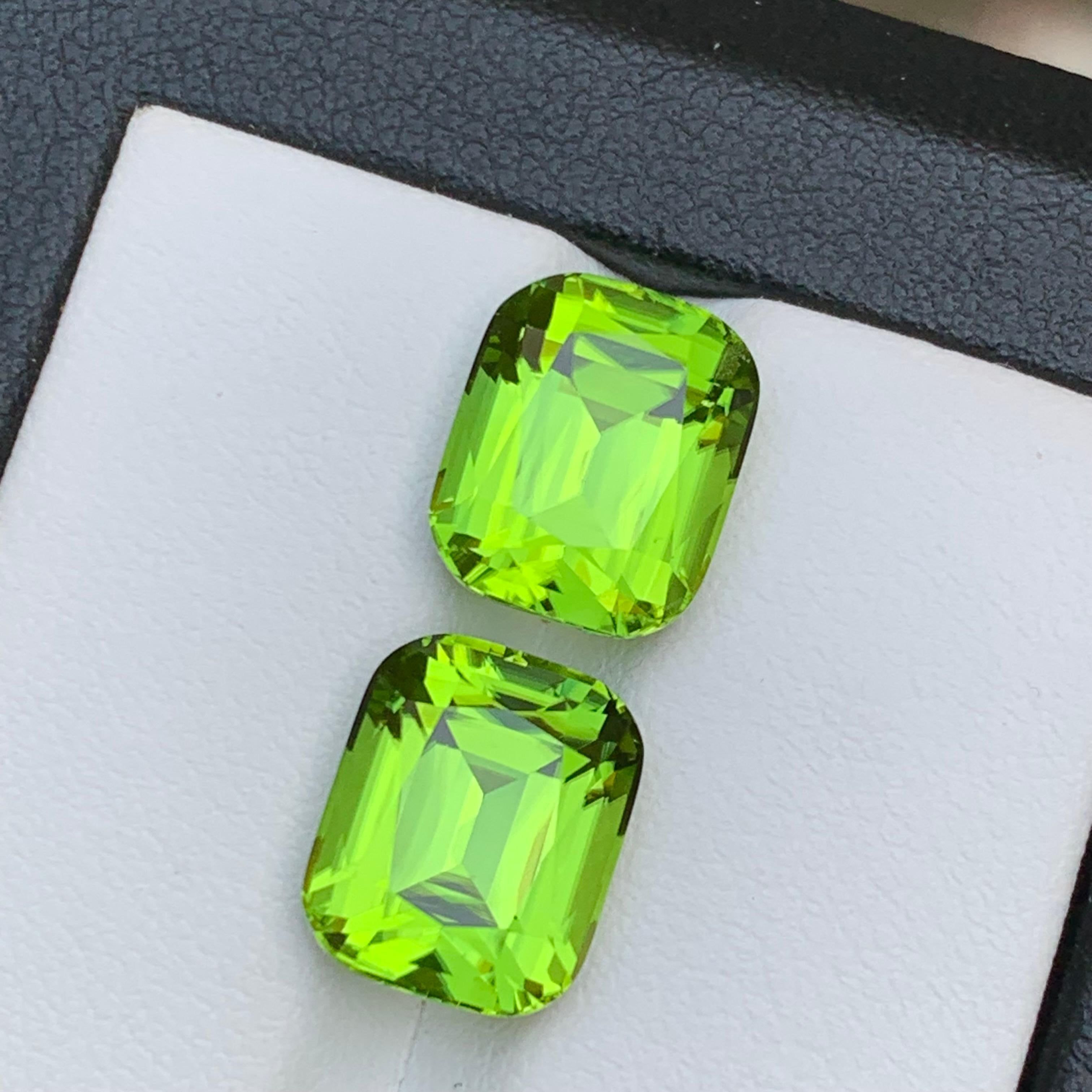 Pendientes de peridoto natural verde vivo Pareja de gemas sueltas Perfect Match 11,60 qt en venta 2