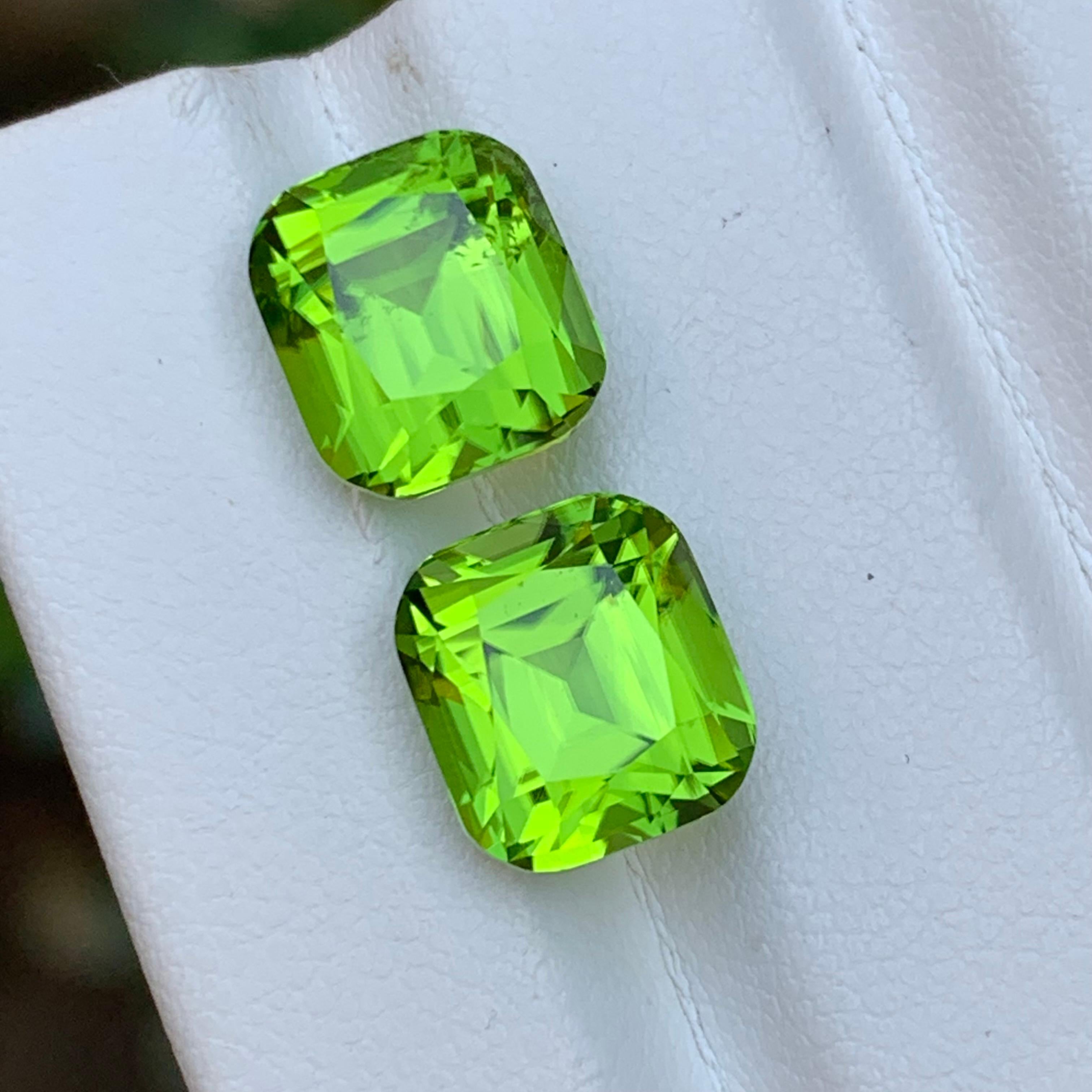 Vivid Green Natural Peridot Loose Gemstone Perfect and Well matched Pair for Earrings, Necklace Pendant or any other Jewelry Setting-Cushion Cut from Supat Mine, Kohistan Pakistan!!

💎 GEMSTONE TYPE: Peridot
⚖️ WEIGHT: 10.50 Carats
🪚 SHAPE & CUT: