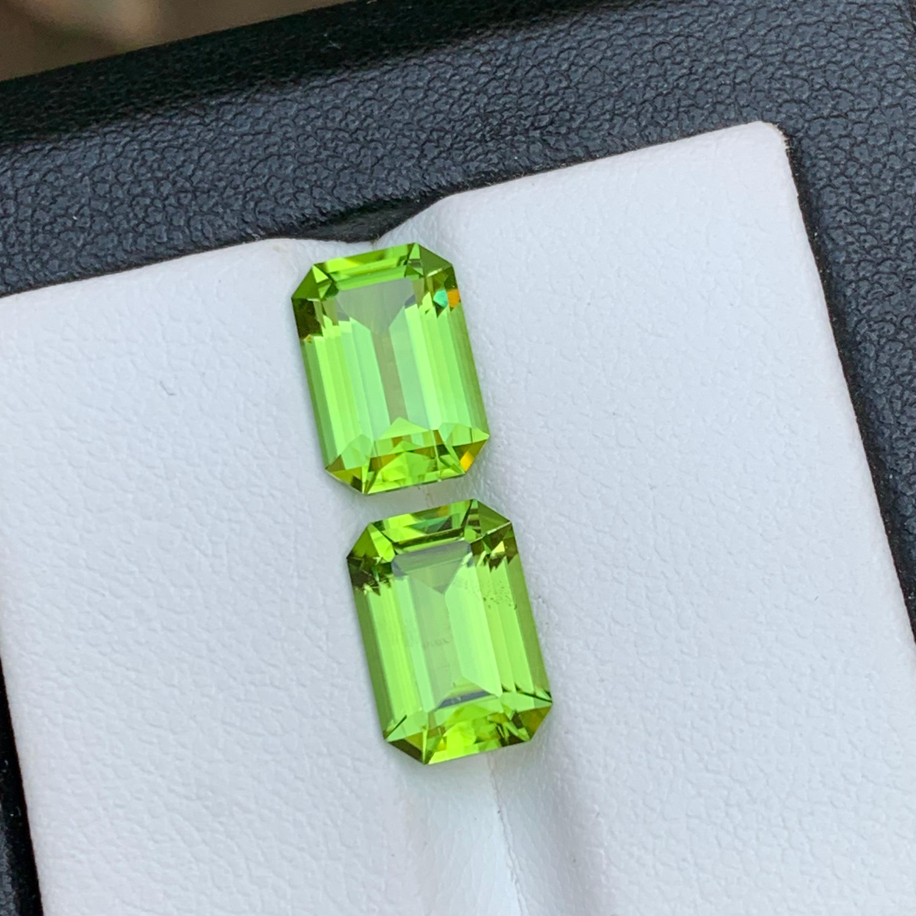 Pendientes de peridoto natural verde vivo Pareja perfecta de piedras preciosas sueltas 5.80 Ct-Joya en venta 4