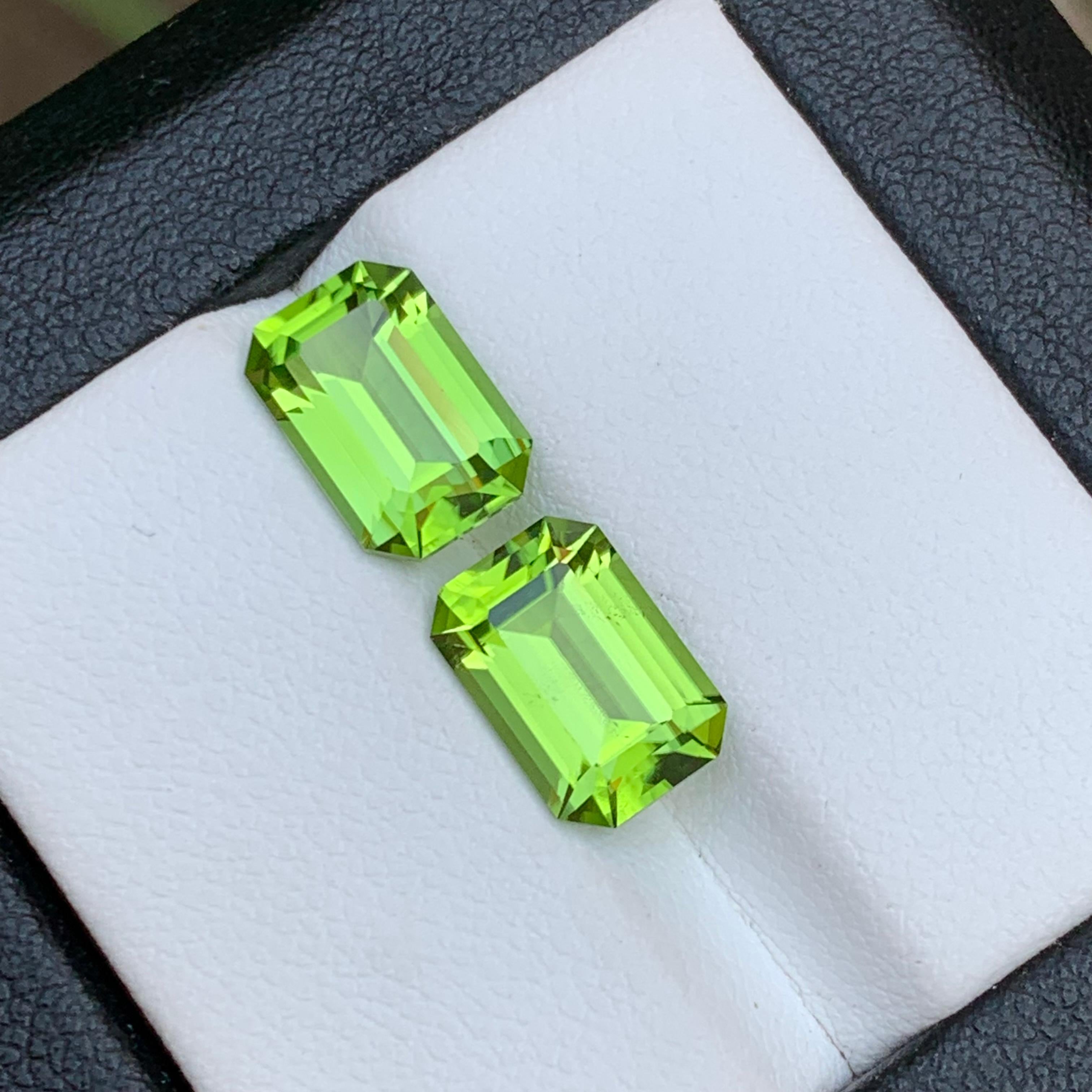 Pendientes de peridoto natural verde vivo Pareja perfecta de piedras preciosas sueltas 5.80 Ct-Joya en venta 6