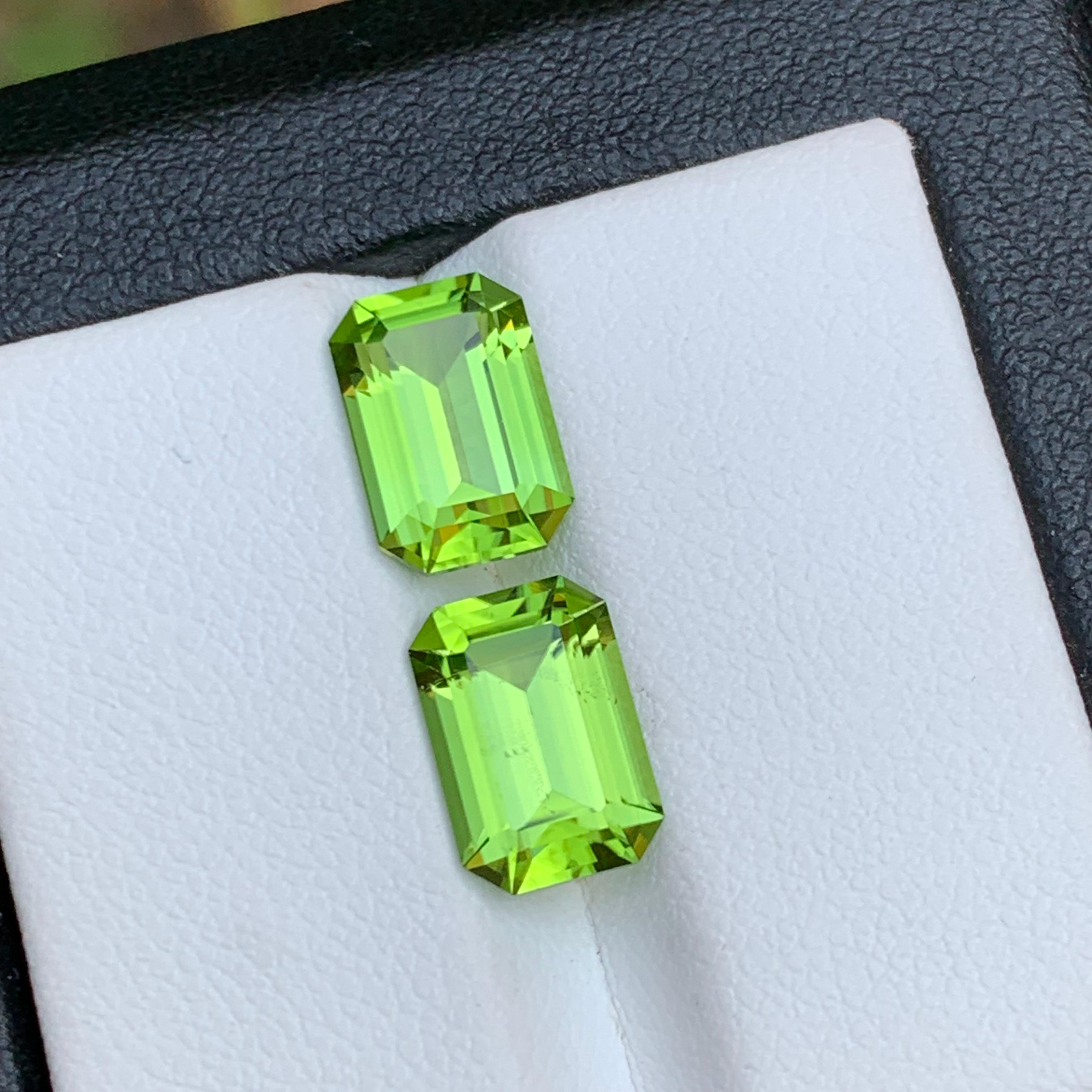 Femenino o masculino Pendientes de peridoto natural verde vivo Pareja perfecta de piedras preciosas sueltas 5.80 Ct-Joya en venta
