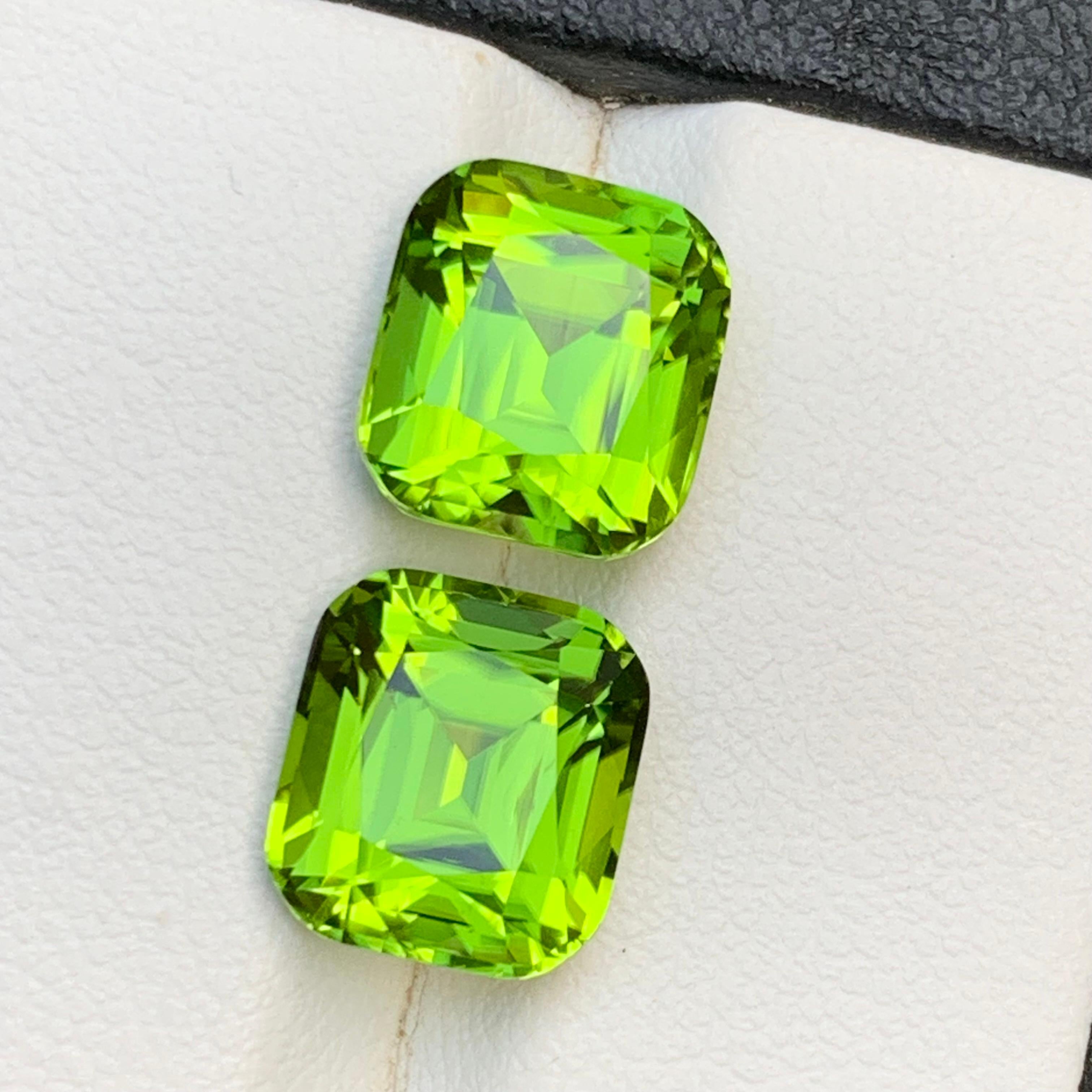 Boucles d'oreilles péridot vert vif pierres précieuses en vrac paire parfaite 10.22Ct-Jewell en vente 6