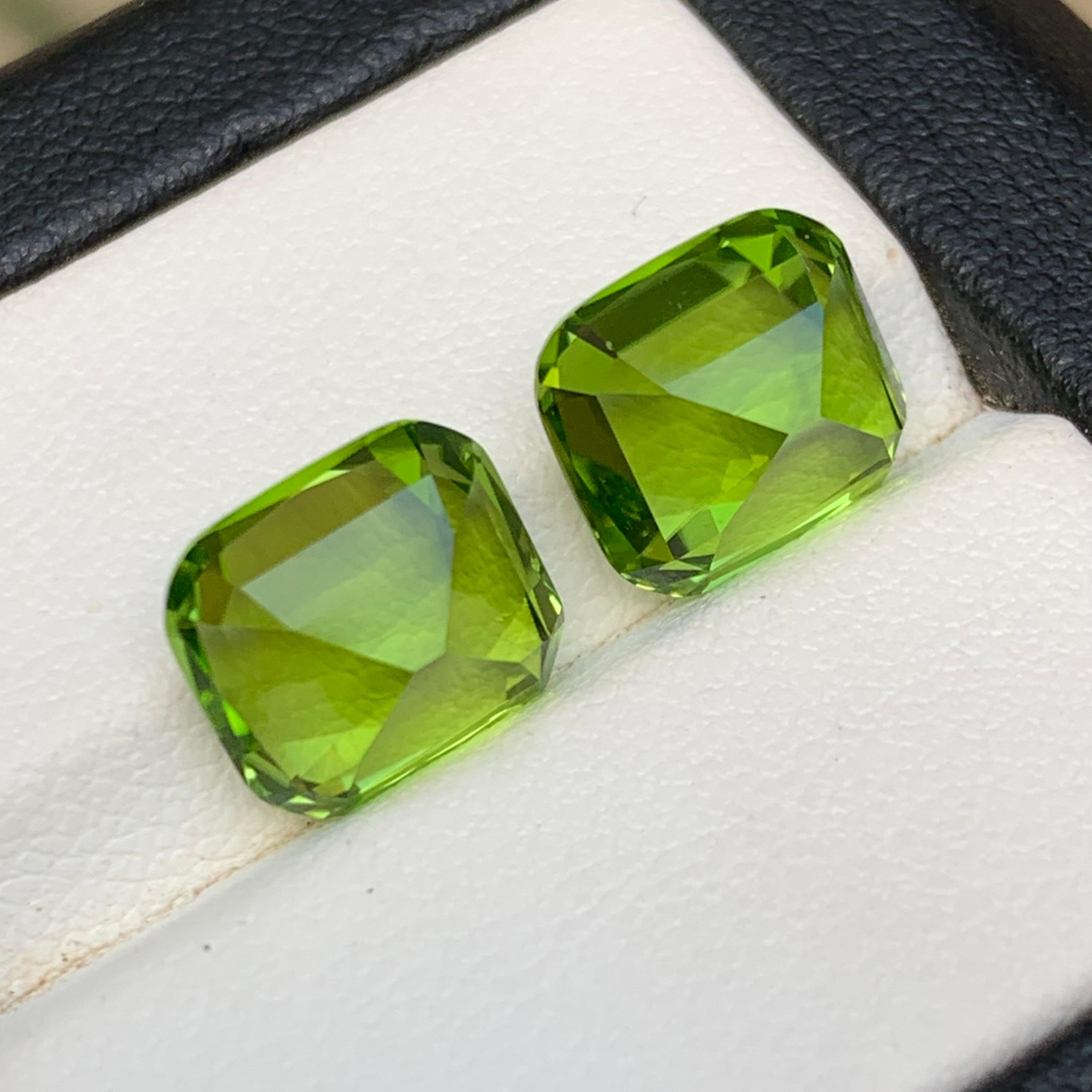 Boucles d'oreilles péridot vert vif pierres précieuses en vrac paire parfaite 10.22Ct-Jewell en vente 3