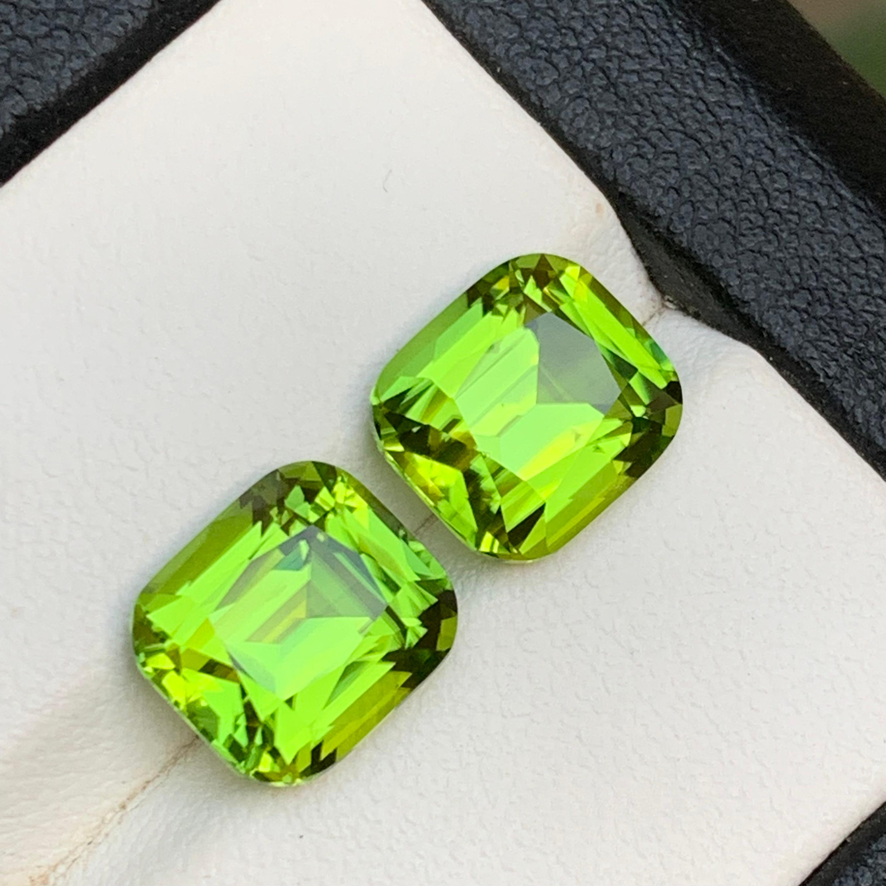 Boucles d'oreilles péridot vert vif pierres précieuses en vrac paire parfaite 8.80 Ct-Jewell en vente 4