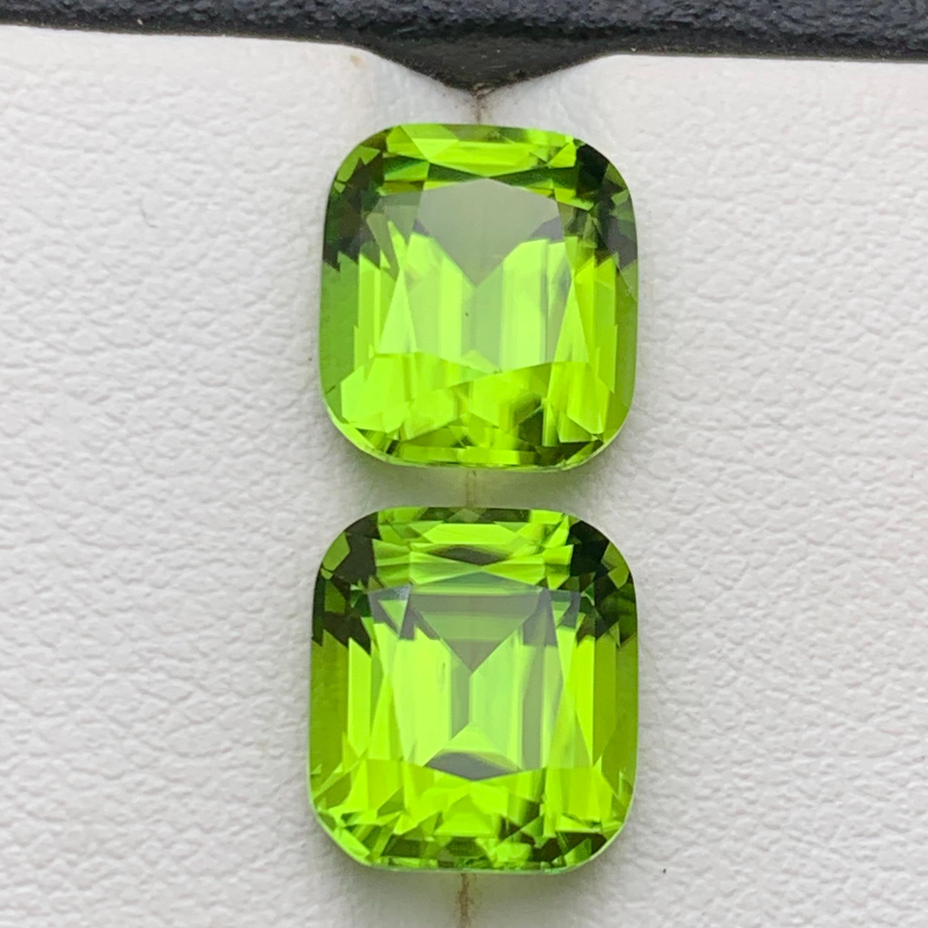 Boucles d'oreilles péridot vert vif pierres précieuses en vrac paire parfaite 8.80 Ct-Jewell en vente 6