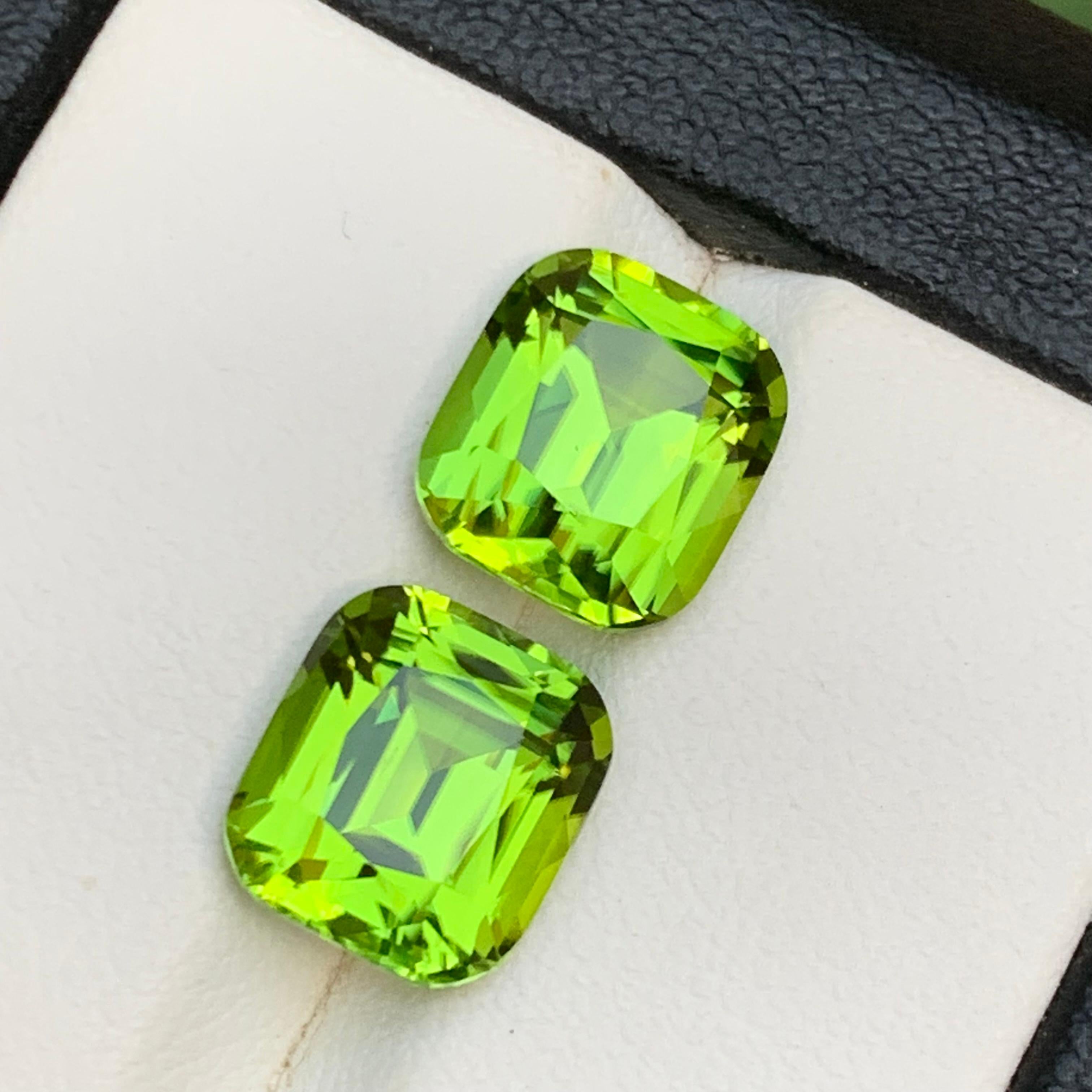 Boucles d'oreilles péridot vert vif pierres précieuses en vrac paire parfaite 8.80 Ct-Jewell en vente 7