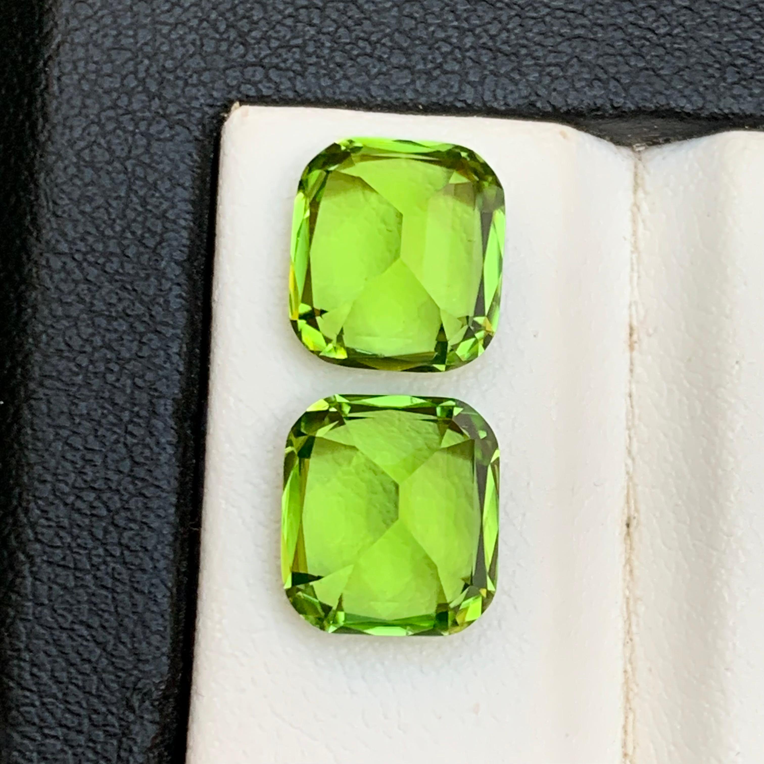 Boucles d'oreilles péridot vert vif pierres précieuses en vrac paire parfaite 8.80 Ct-Jewell Neuf - En vente à Peshawar, PK