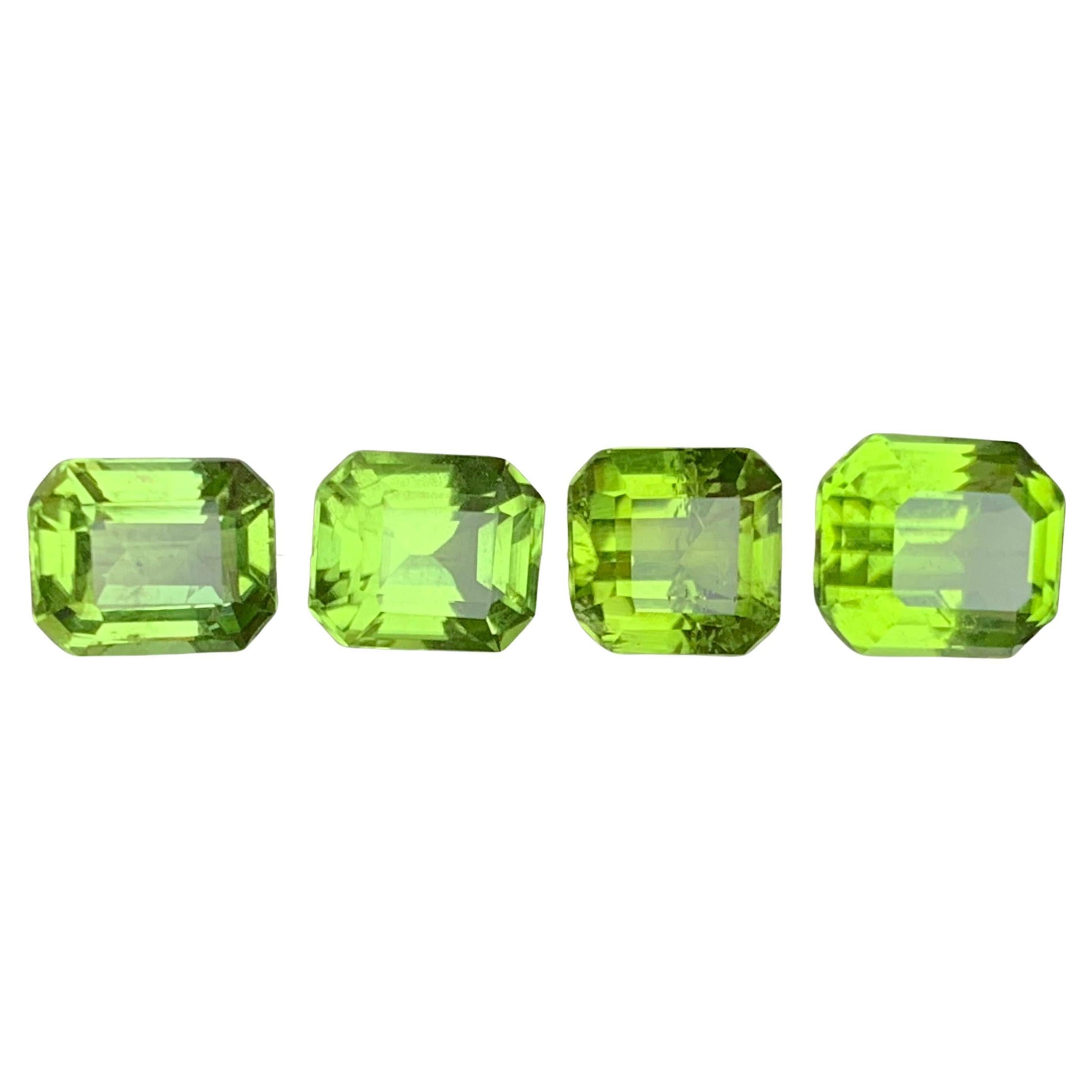 Lebendiges Grün Natürlicher Peridot Smaragdschliff 7.83 Karat Lose Edelsteine Paket