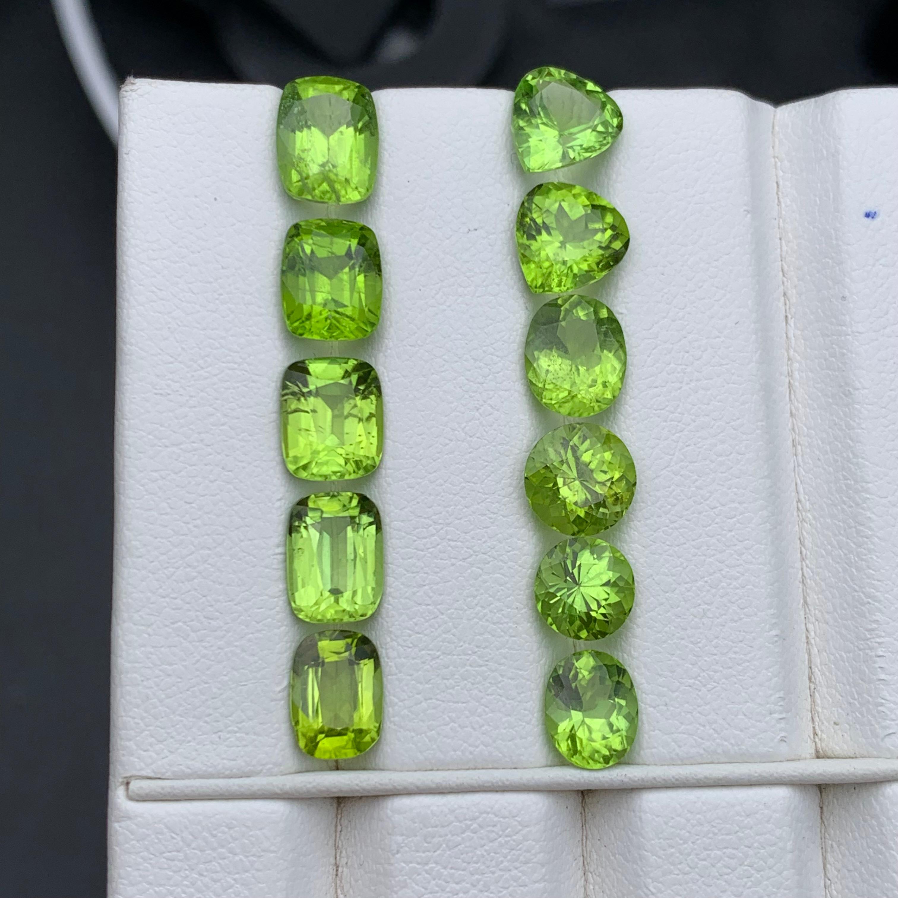 Vivid Green Natural Peridot Loose Gemstones Lot 19.30 Carat for Jewelry Making For Sale 4