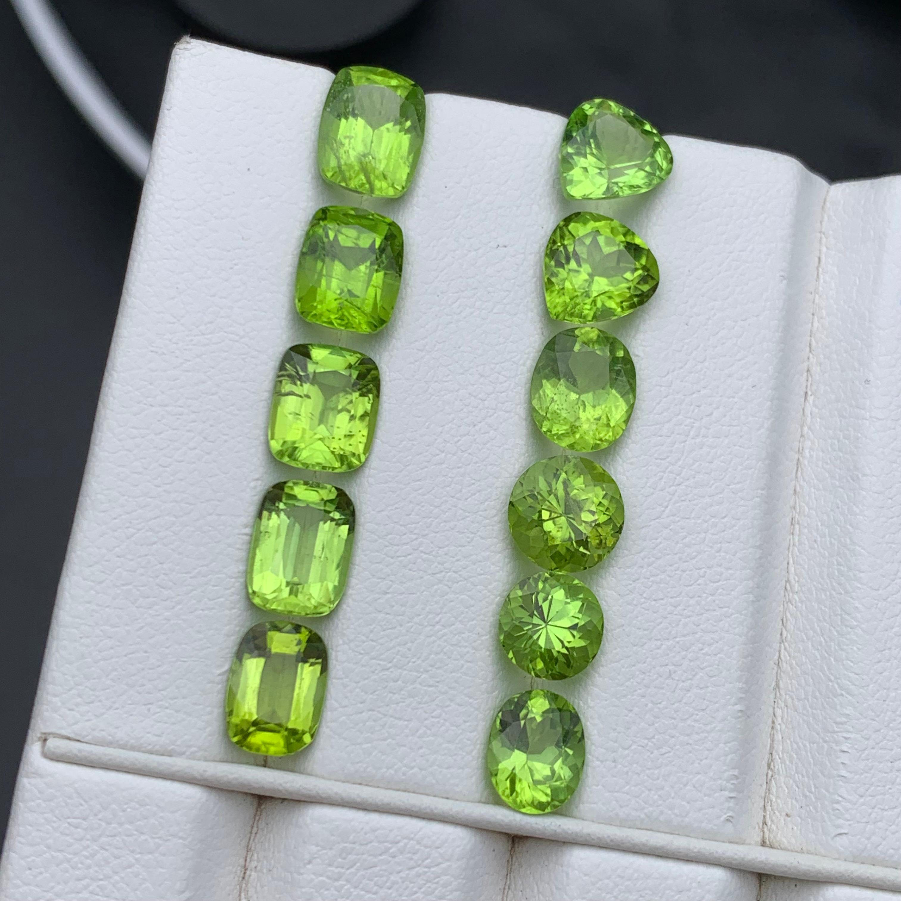 Vivid Green Natural Peridot Loose Gemstones Lot 19.30 Carat for Jewelry Making For Sale 6