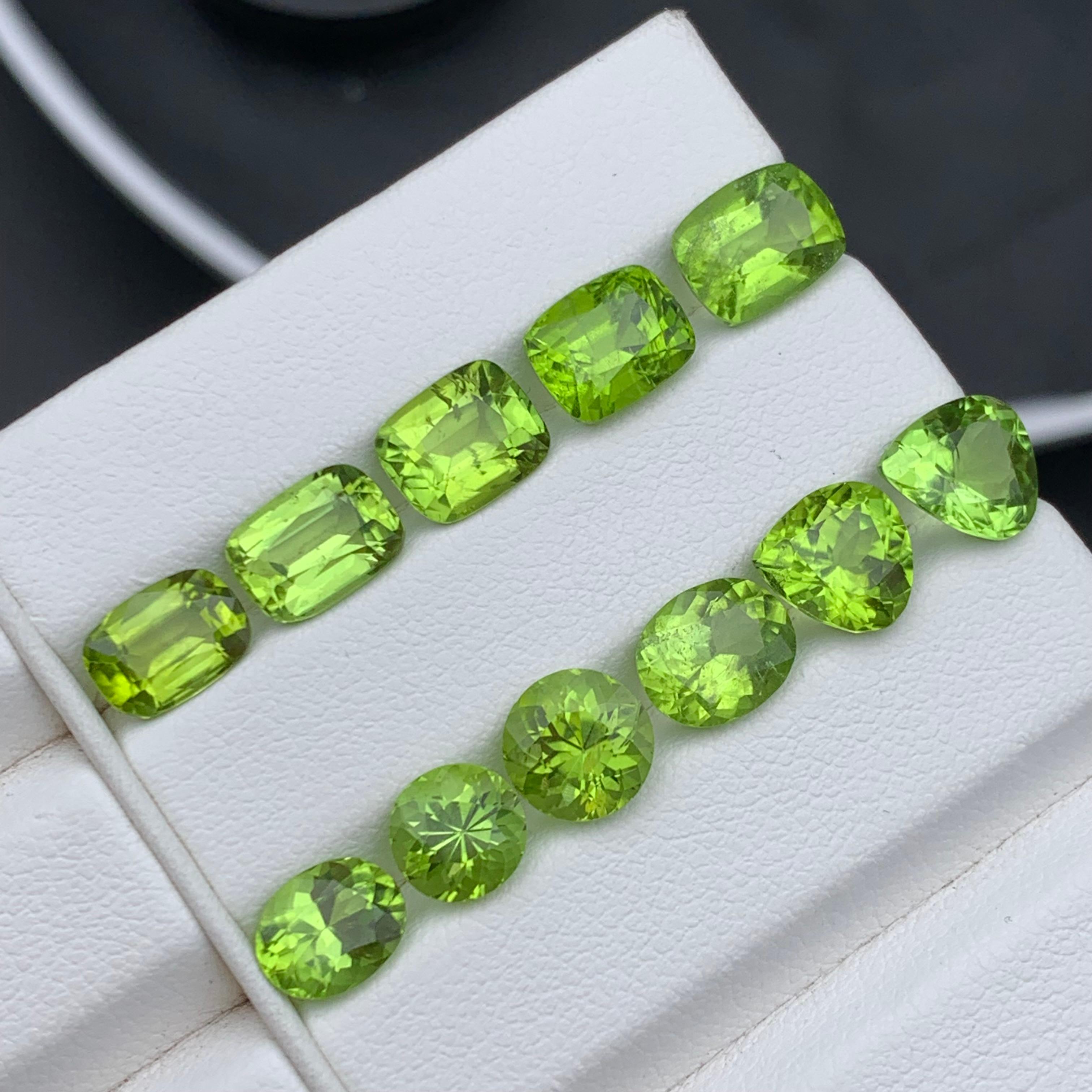 Vivid Green Natural Peridot Loose Gemstones Lot for Rings, Earrings, Necklace Pendants or any other Jewelry Setting- Cushion, Pear and Round Cuts from Supat, Kohistan Pakistan!!

💎 GEMSTONE TYPE: Peridot
⚖️ WEIGHT: 19.30 Carats 
🪚 SHAPE & CUT: