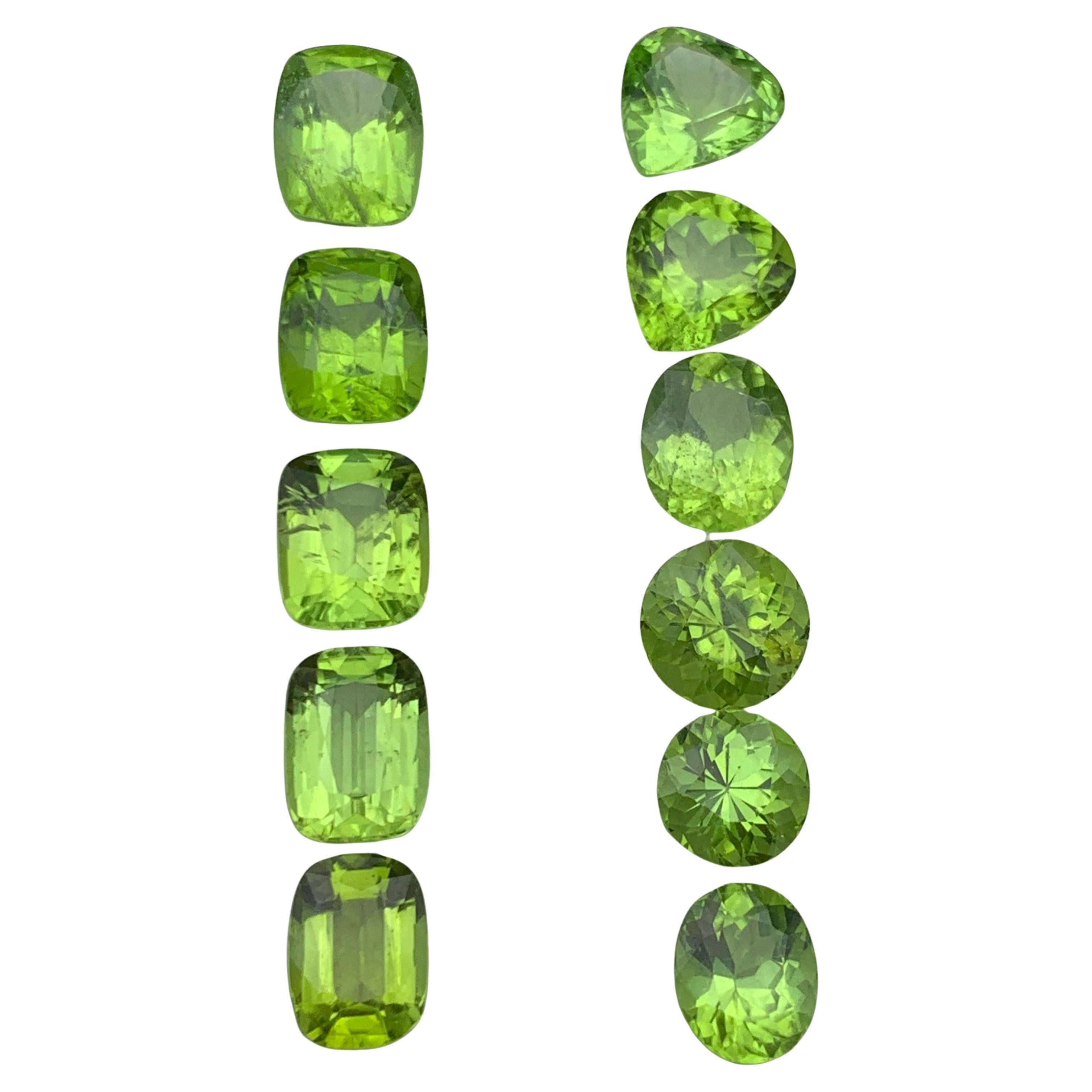 Vivid Green Natural Peridot Loose Gemstones Lot 19.30 Carat for Jewelry Making For Sale