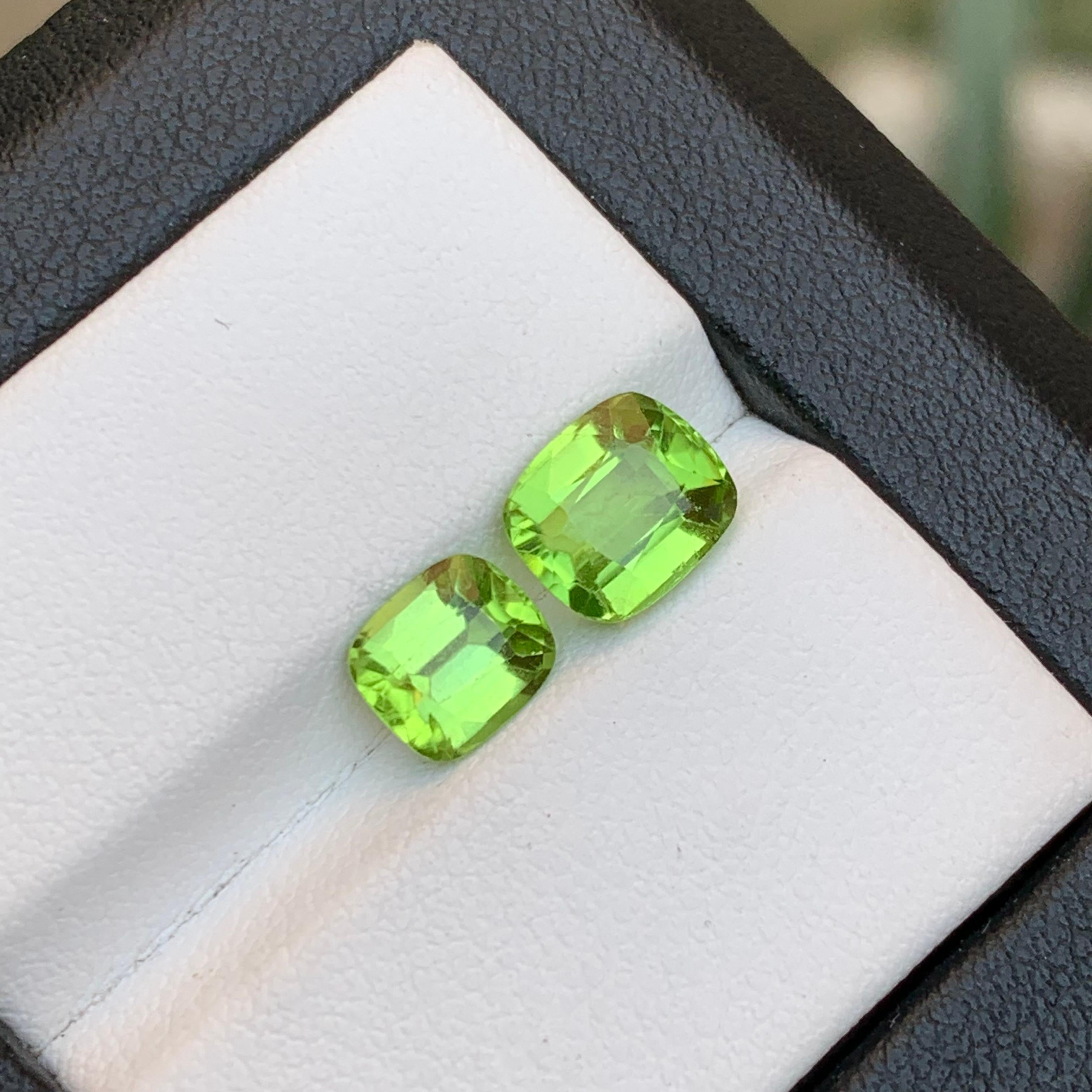 Vivid Green Natural Peridot Loose Gemstones Lot 3.20 Ct Cushion Cut for Jewelry For Sale 7
