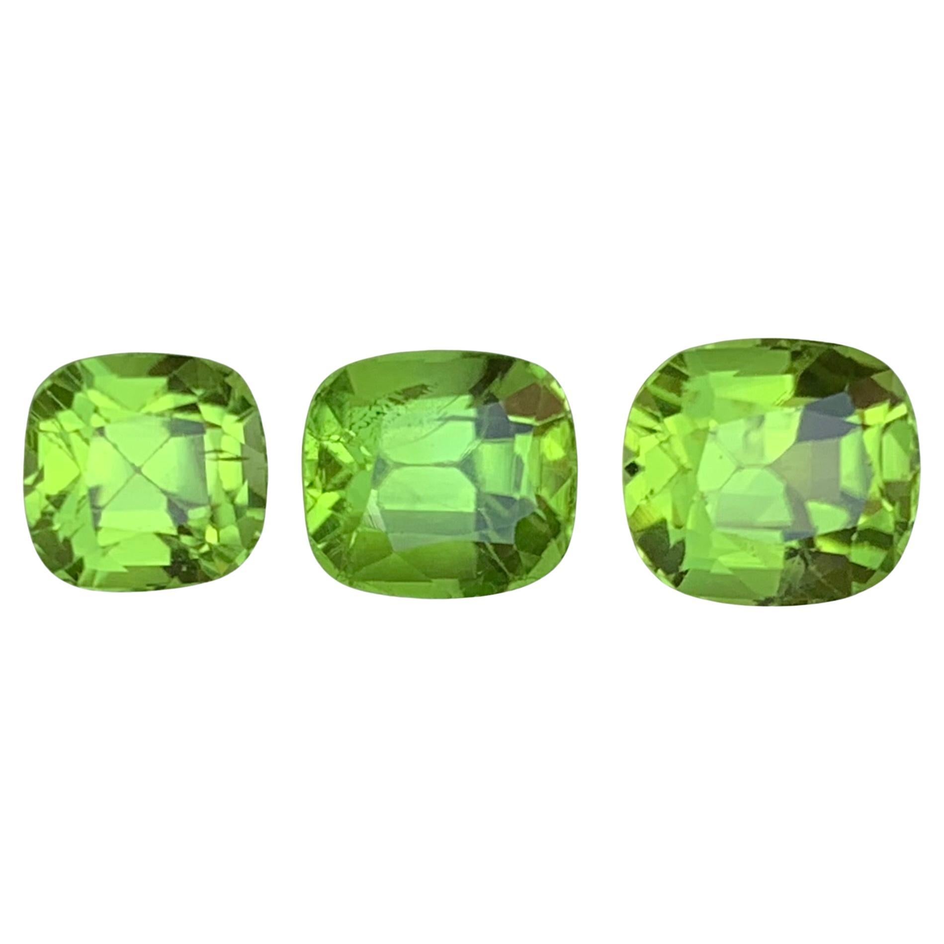 Vivid Green Natural Peridot Loose Gemstones Lot 5.55 Ct Cushion Cut for Jewelry