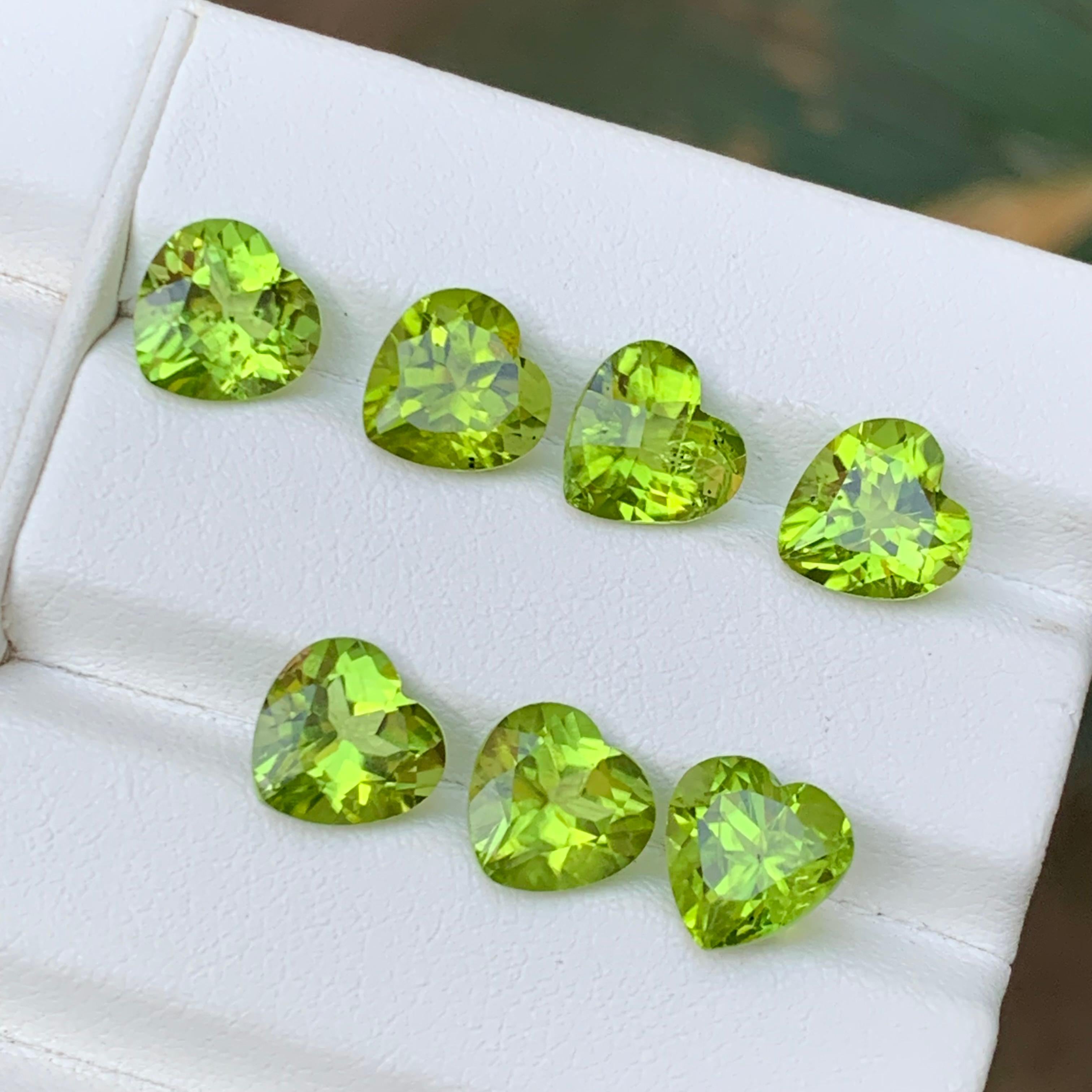Vivid Green Natural Peridot Loose Gemstones Pairs Lot 13.85 Ct Heart Cut-Jewelry For Sale 7
