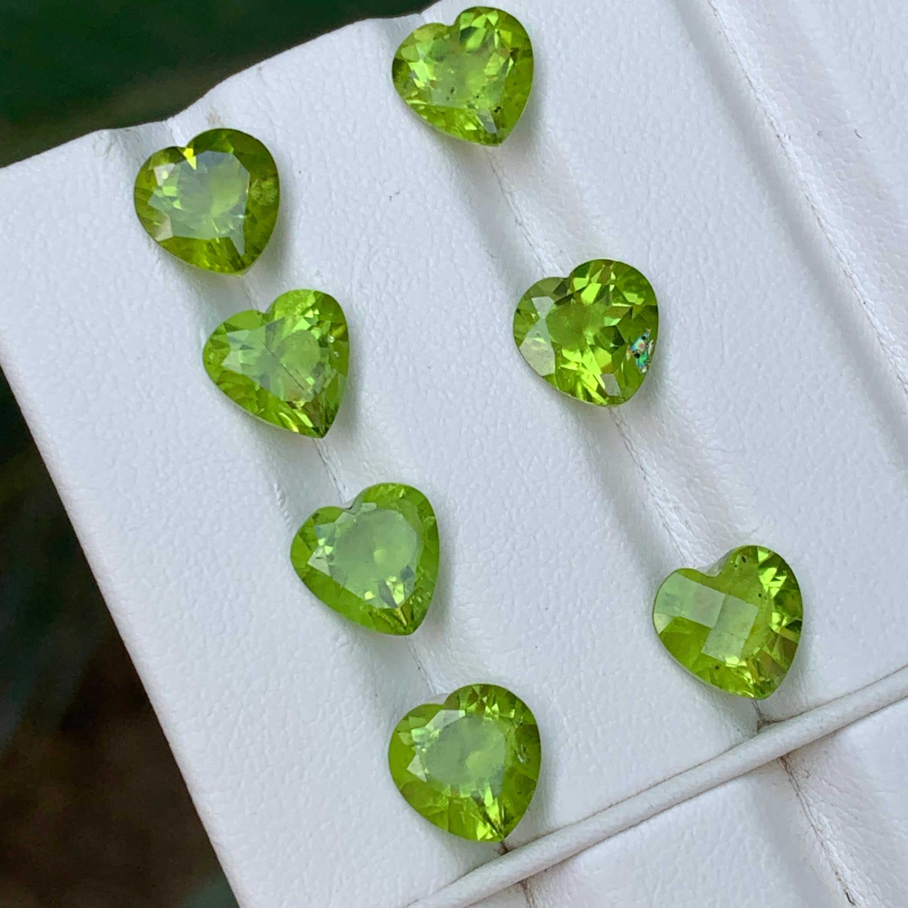 Vivid Green Natural Peridot Loose Gemstones Pairs Lot 14.20 Ct Heart Cut-Jewelry For Sale 8