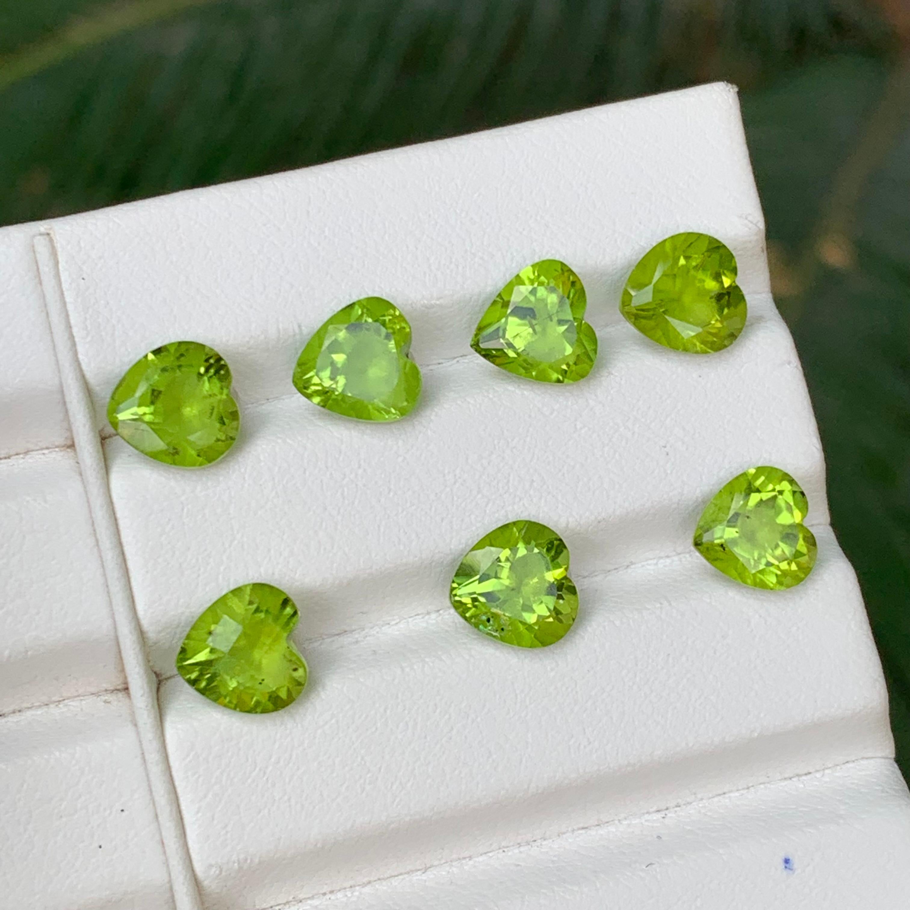 Vivid Green Natural Peridot Loose Gemstones Pairs Lot Earrings, Ring, Necklace Pendant or any other Jewelry Setting-Heart Cut from Supat Mine, Kohistan Pakistan!!

💎 GEMSTONE TYPE: Peridot
⚖️ WEIGHT: 14.20 Carats
🪚 SHAPE & CUT: Heart Cut
📏 SIZE