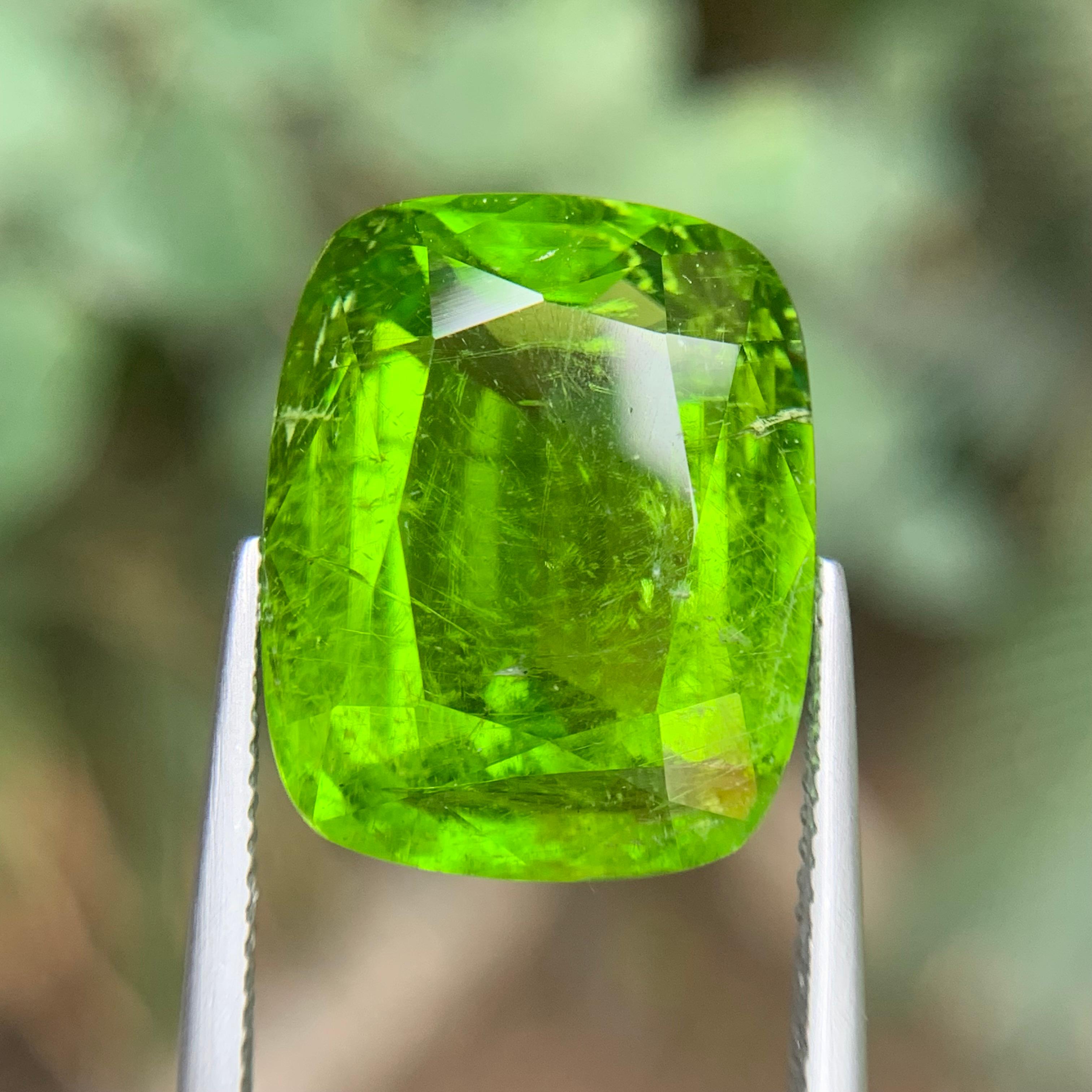 Vivid Green Natural Peridot Loose Gemstone for Ring, Necklace Pendant, Bracelet or any other Jewelry Setting- Cushion Cut from Supat Mine, Kohistan Pakistan!!

💎 GEMSTONE TYPE: Peridot 
⚖️ WEIGHT: 22.35 Carats
🪚 SHAPE & CUT: Cushion Cut
📏 SIZE