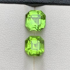 Lebendiges Grün Natürlicher Peridot Oktagon-Schliff 4.34 Karat Lose Edelsteine für Schmuck