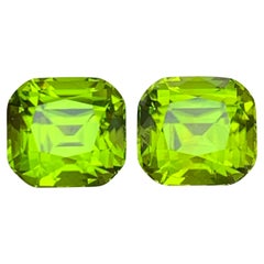 Peridoto naturale verde vivo tagliato a cuscino da 9,66 carati, Pakistan