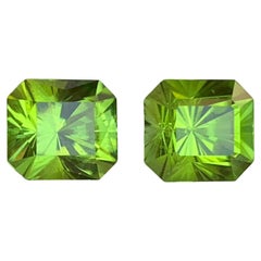 Peridoto naturale di colore verde vivo con taglio ottagonale da 4.50 carati, Pakistan