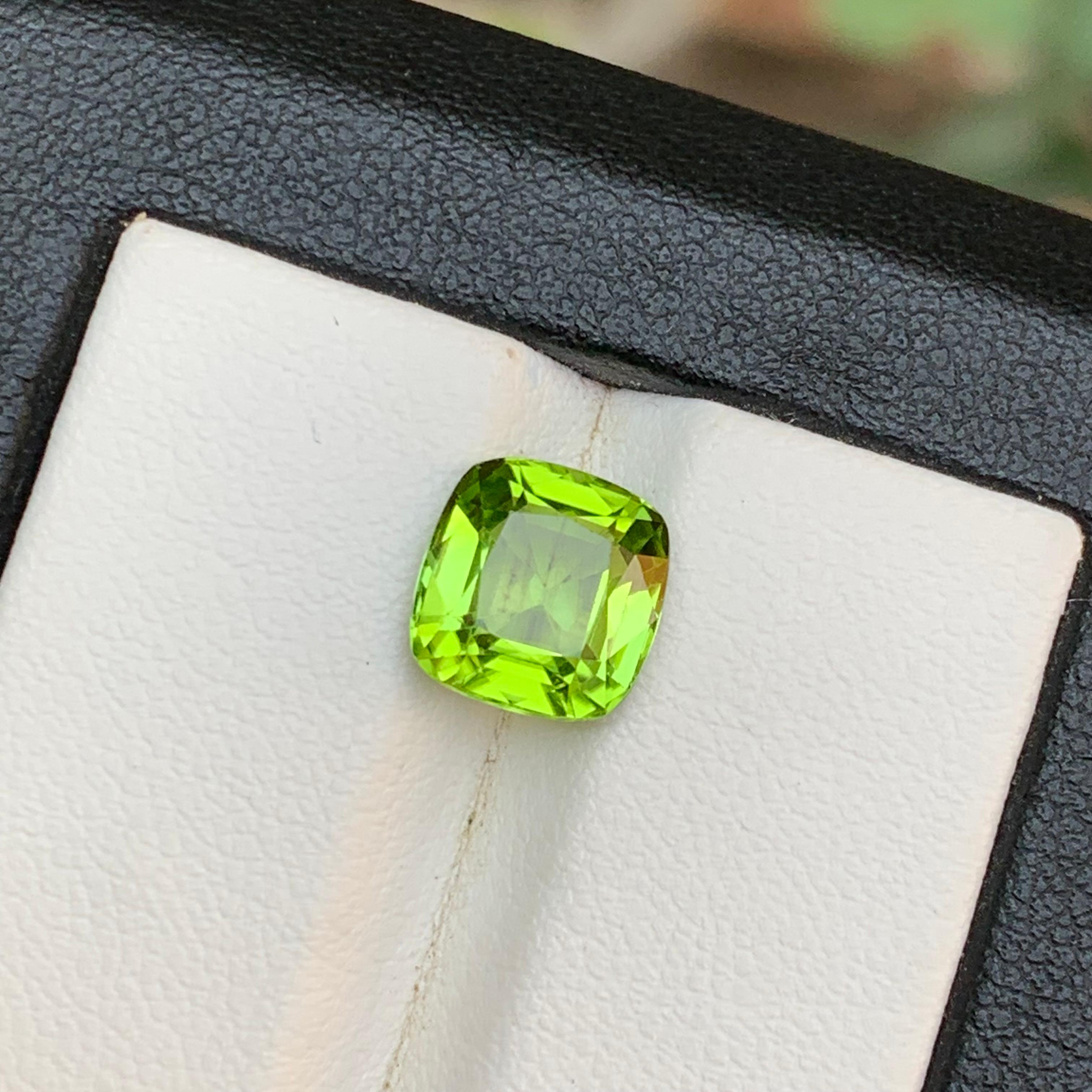 Vivid Green Natural Peridot Ring Lose Edelstein 3,36 Ct Square Cushion-Schmuck im Angebot 5