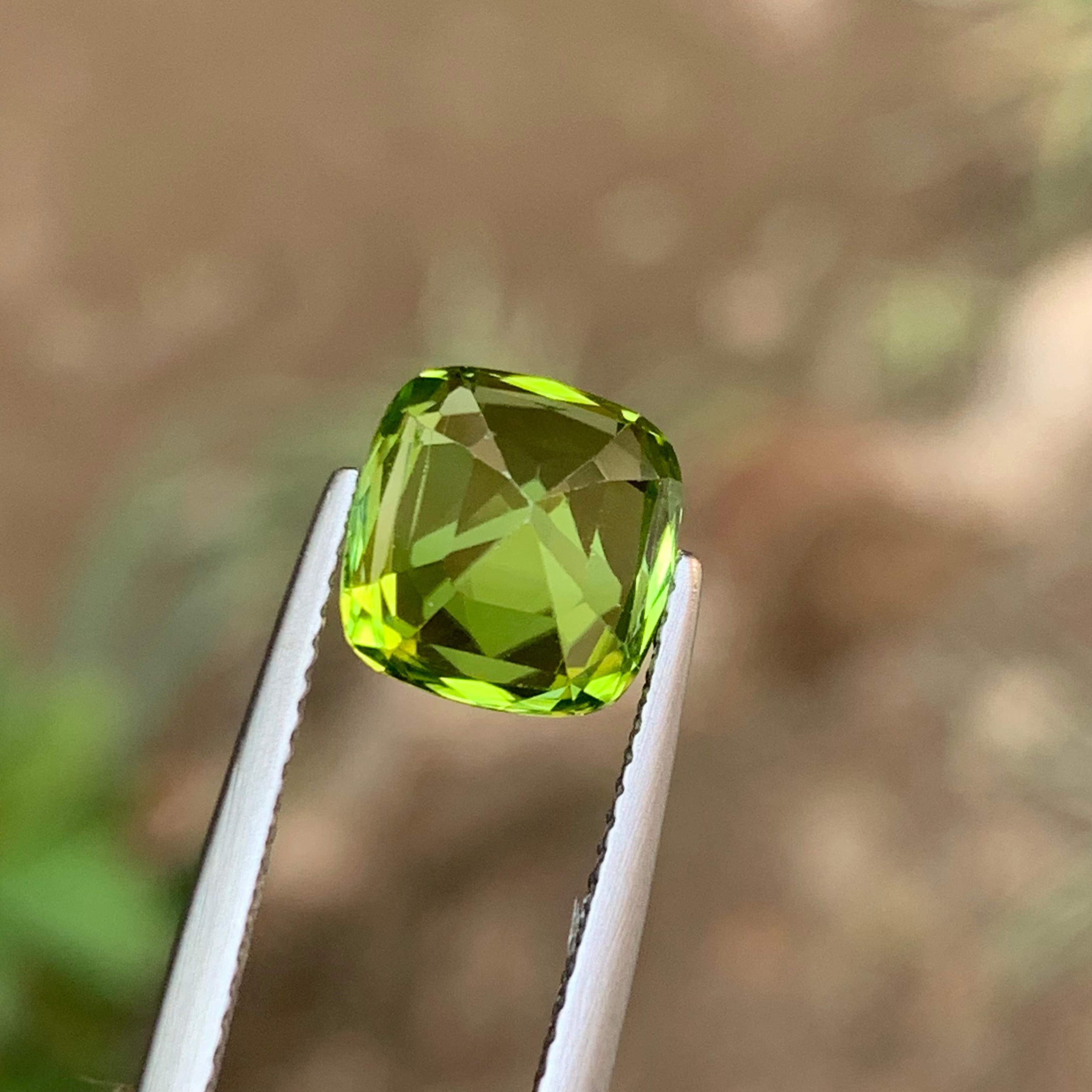 Vivid Green Natural Peridot Ring Lose Edelstein 3,36 Ct Square Cushion-Schmuck im Angebot 2