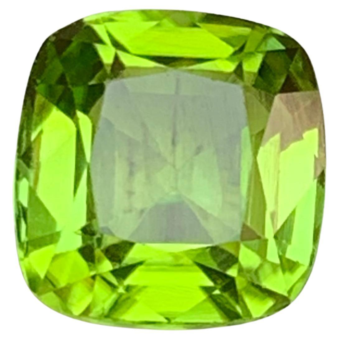 Vivid Green Natural Peridot Ring Lose Edelstein 3,36 Ct Square Cushion-Schmuck im Angebot