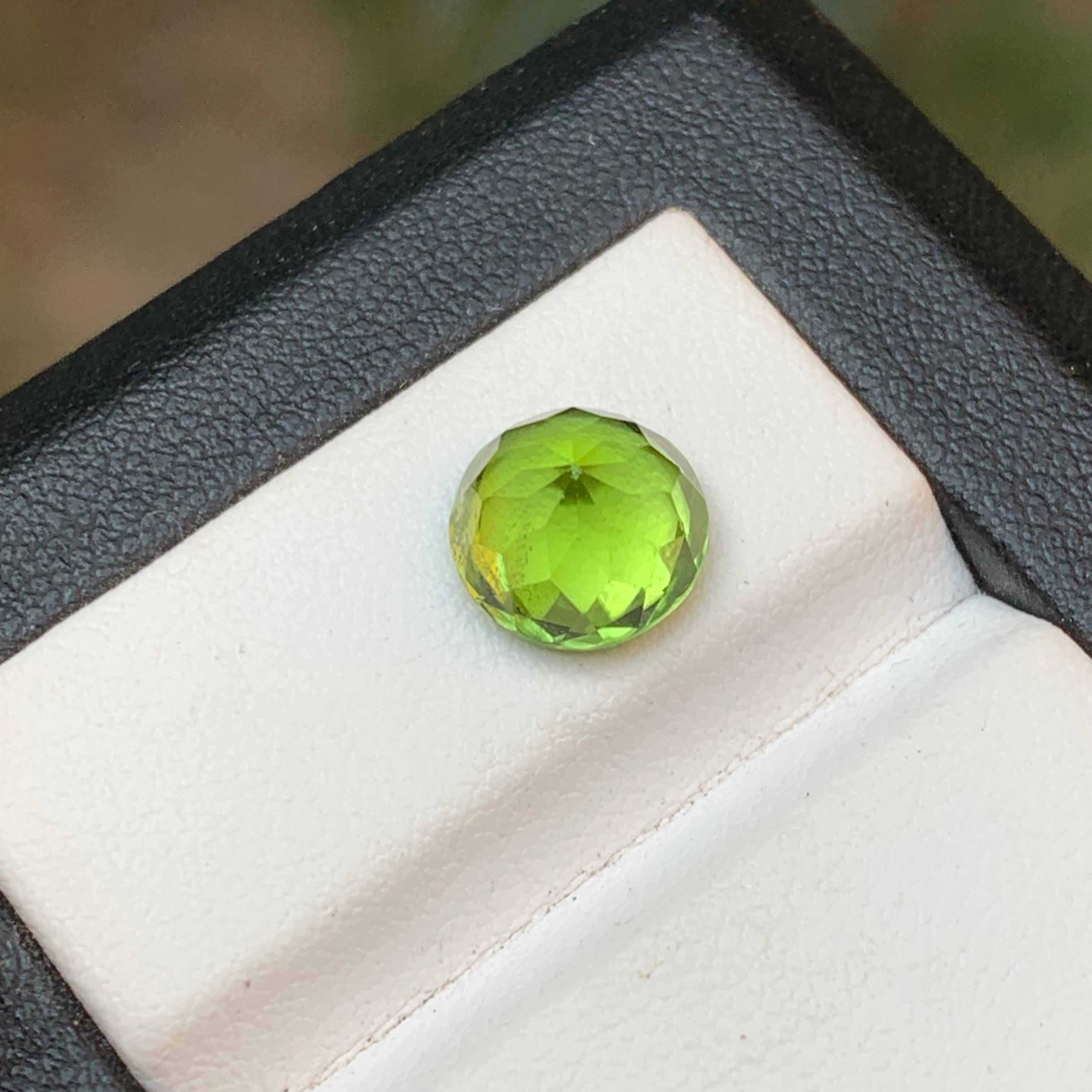 Vivid Green Natural Peridot Ring Loose Gemstone 3.60Ct Round Brilliant Cut-Jewel (bague en péridot naturel vert vif) en vente 1