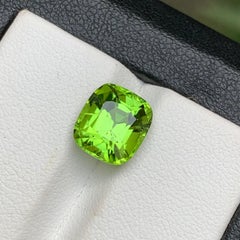 Anello di peridoto naturale verde vivo, gemma sfusa da 3,80 carati con taglio a cuscino per gioielli
