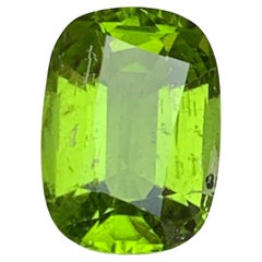 Vivid Green Natural Peridot Ring Loose Gemstone 4.30 Ct Cushion Cut for Jewelry