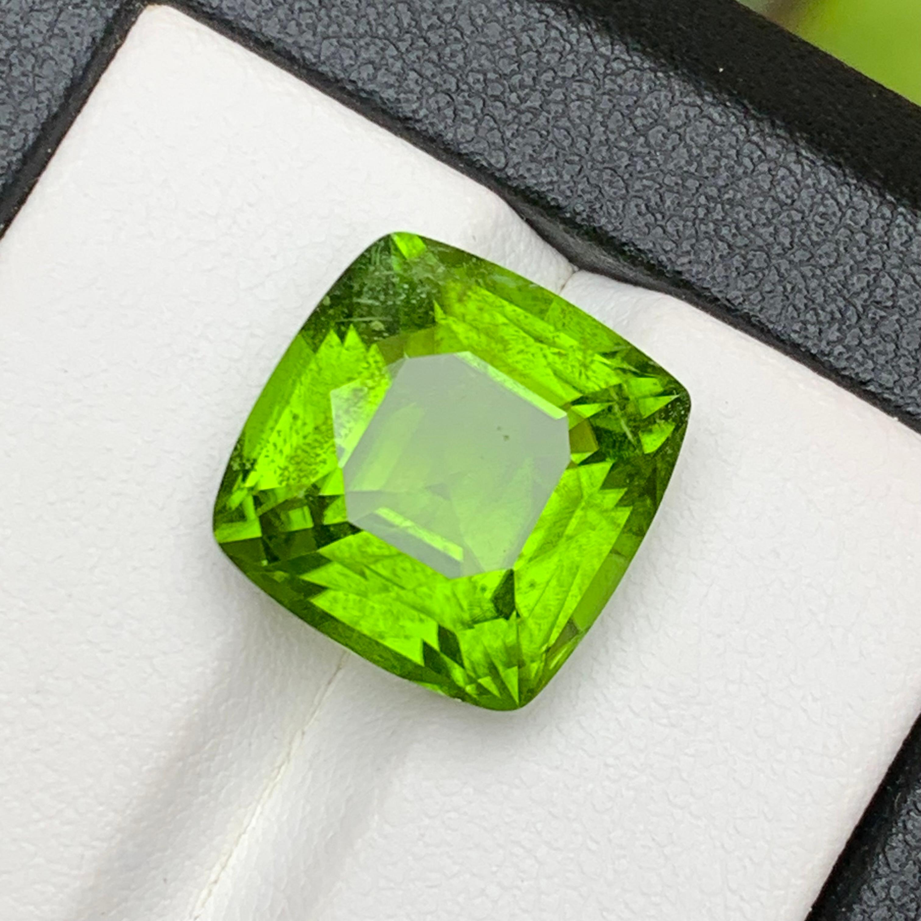 Vivid Green Natural Peridot Ring, Pendant Gemstone 12.10 Ct Cushion Cut-Jewelry For Sale 7