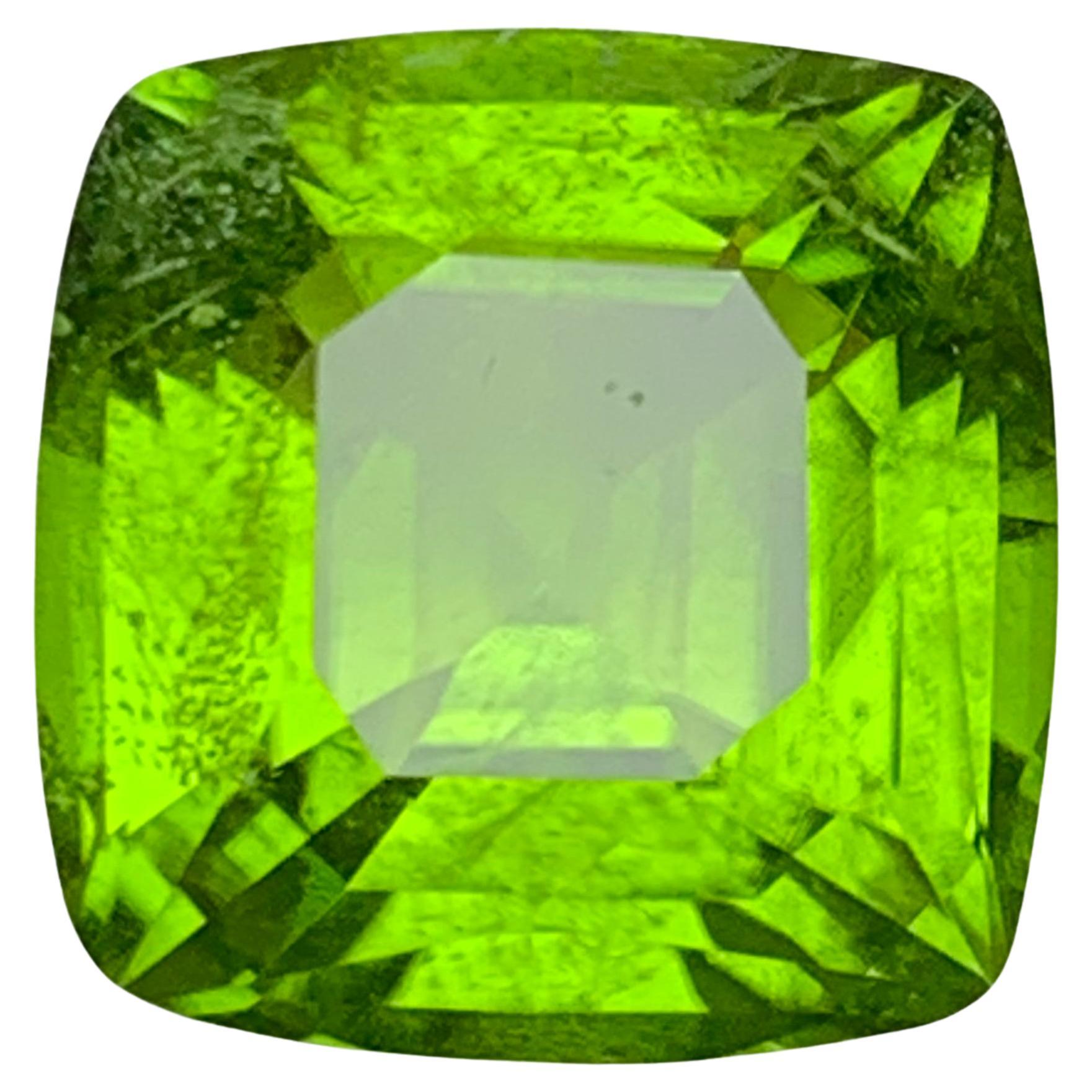 Vivid Green Natural Peridot Ring, Pendant Gemstone 12.10 Ct Cushion Cut-Jewelry For Sale