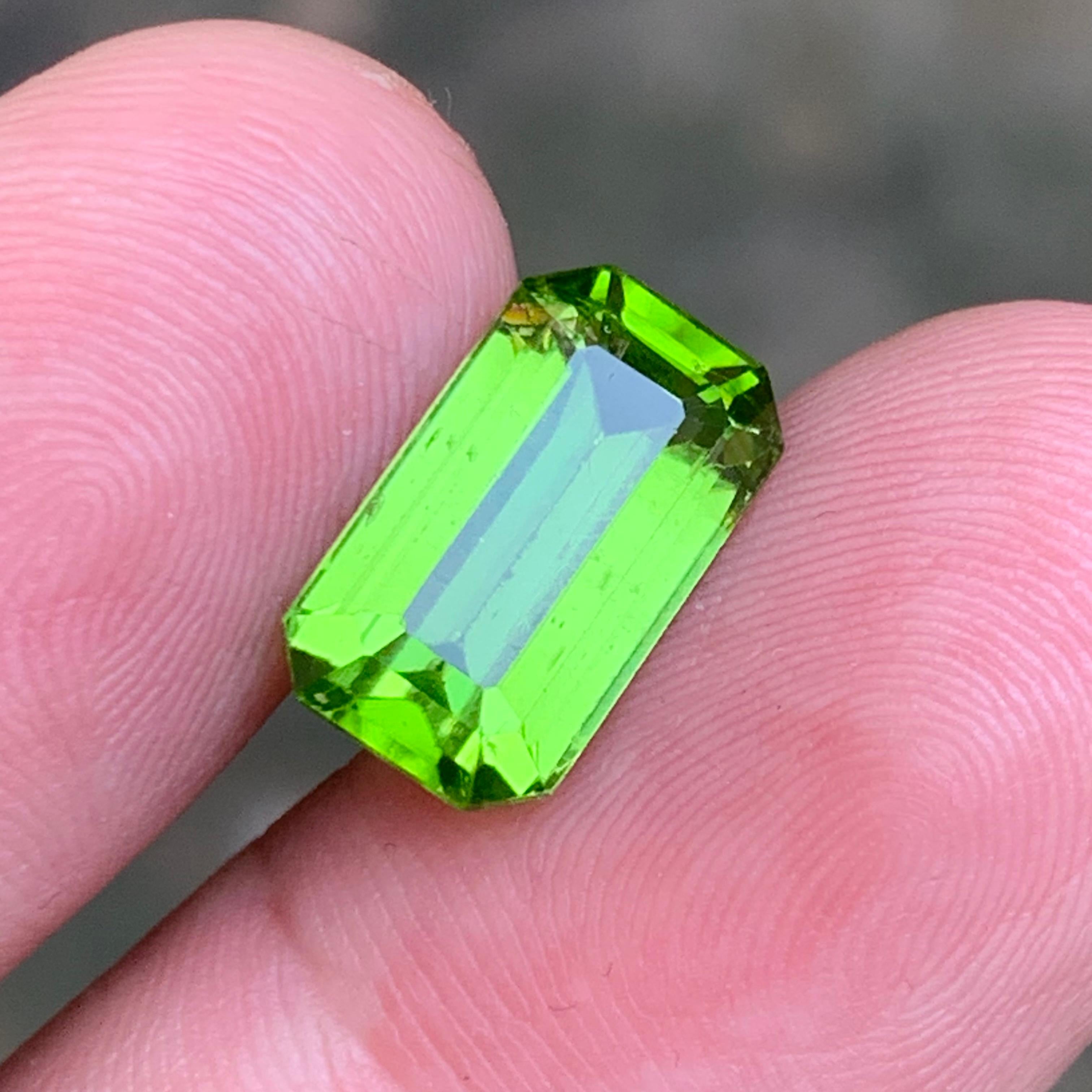 Vivid Green Natural Peridot Ring, Pendant Gemstone 6.65 Ct Emerald Cut-Jewelry 7