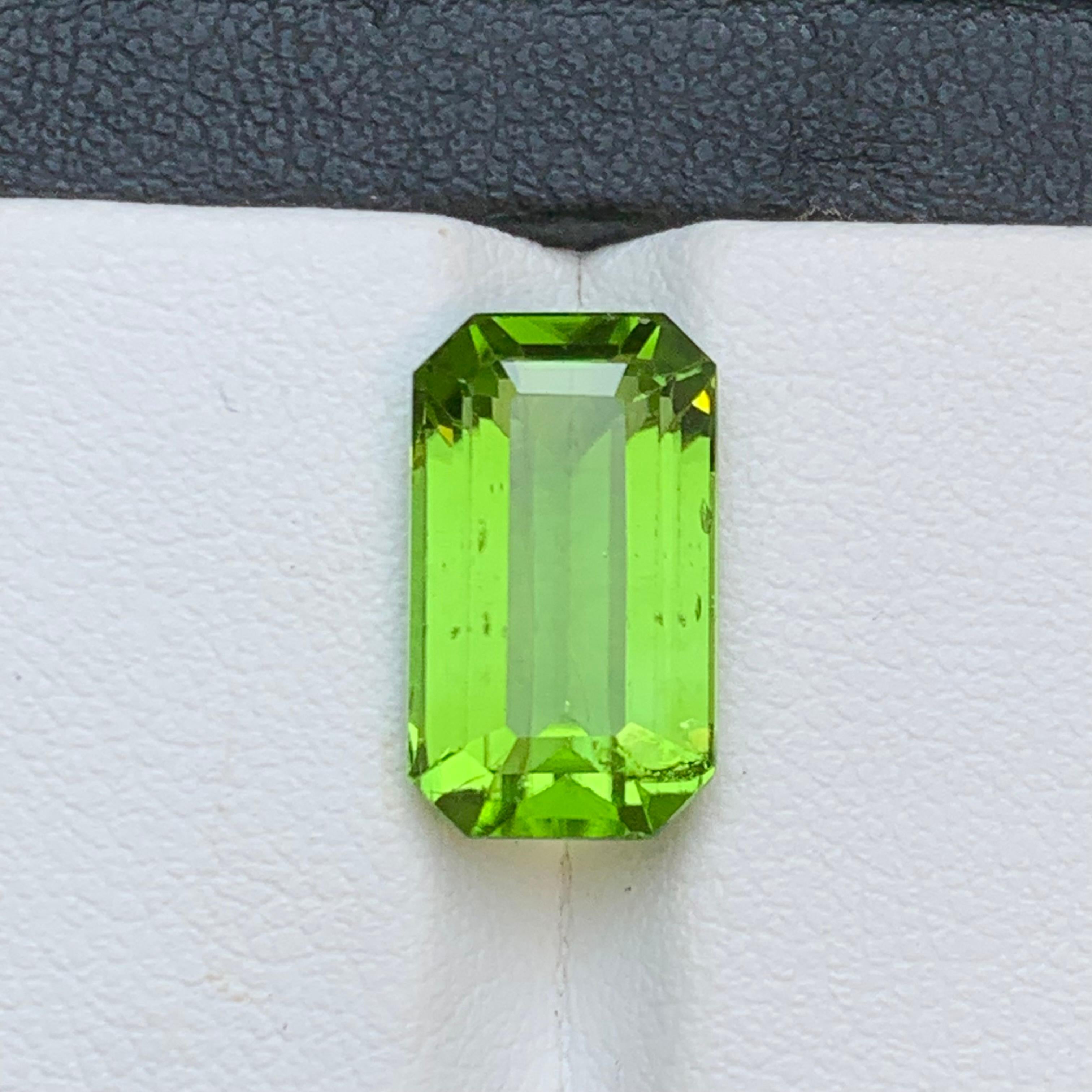 Contemporary Vivid Green Natural Peridot Ring, Pendant Gemstone 6.65 Ct Emerald Cut-Jewelry