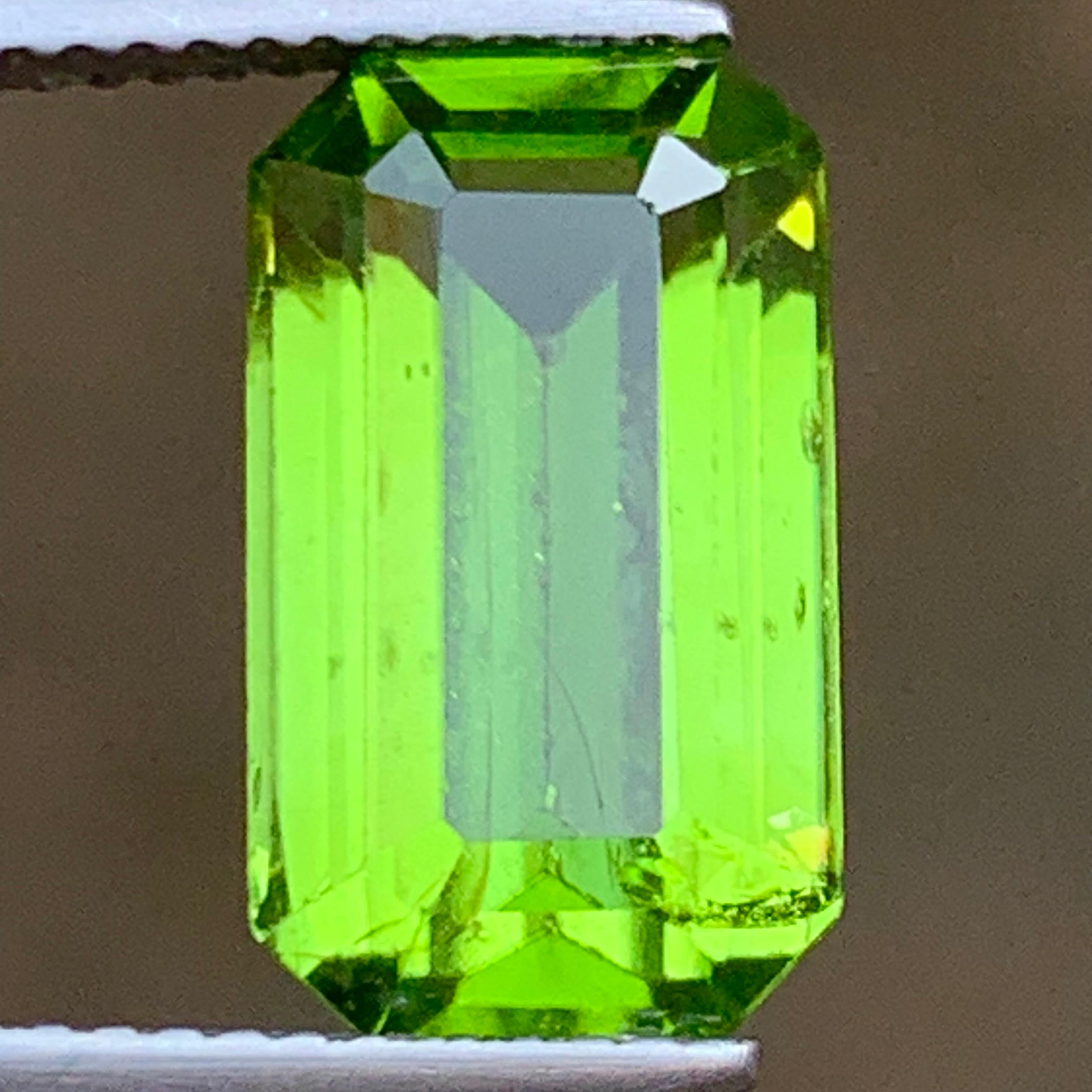 Vivid Green Natural Peridot Ring, Pendant Gemstone 6.65 Ct Emerald Cut-Jewelry 3